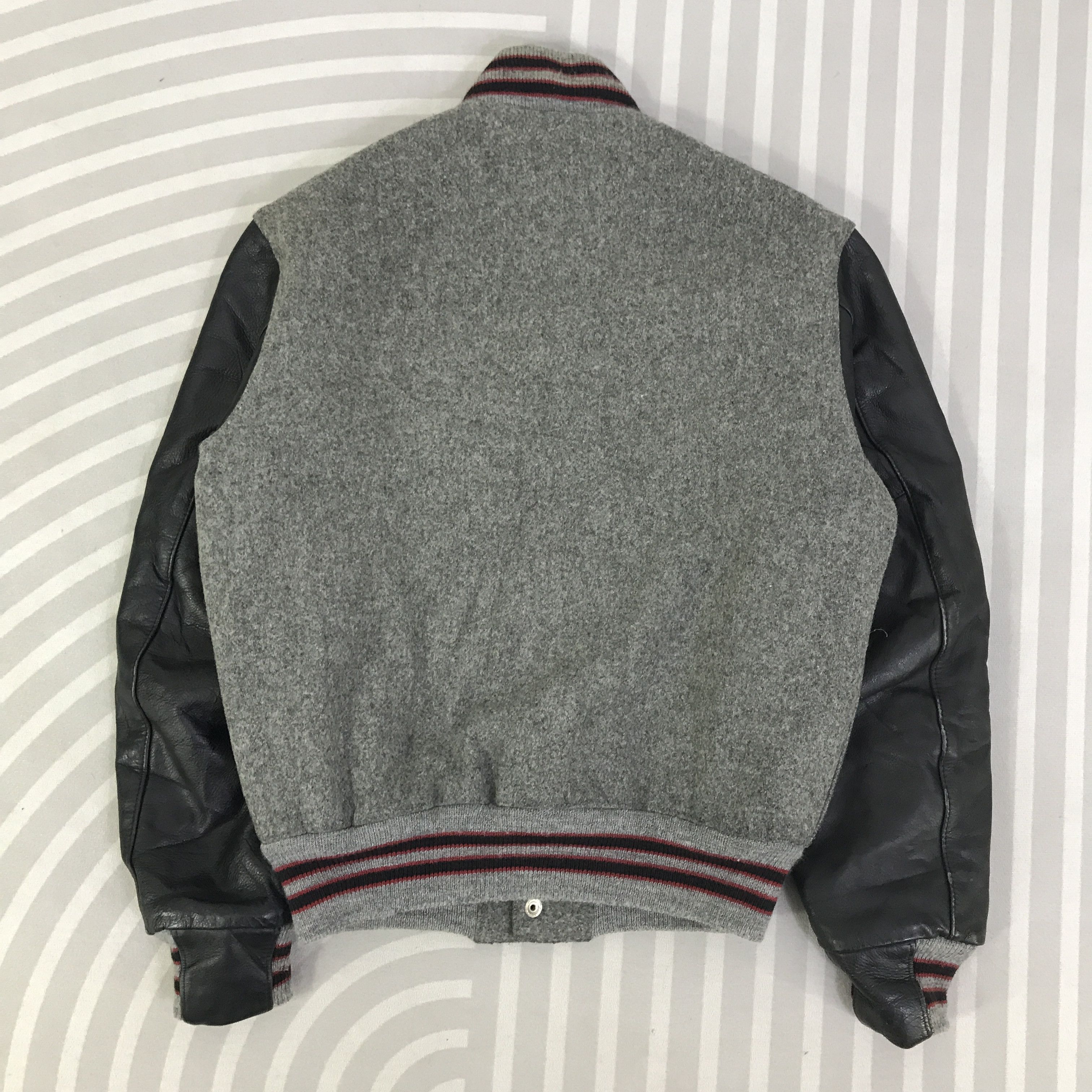 Golden Bear Vintage Golden Bear Snap button Varsity Jacket K124B5 Size US S / EU 44-46 / 1 - 3 Thumbnail