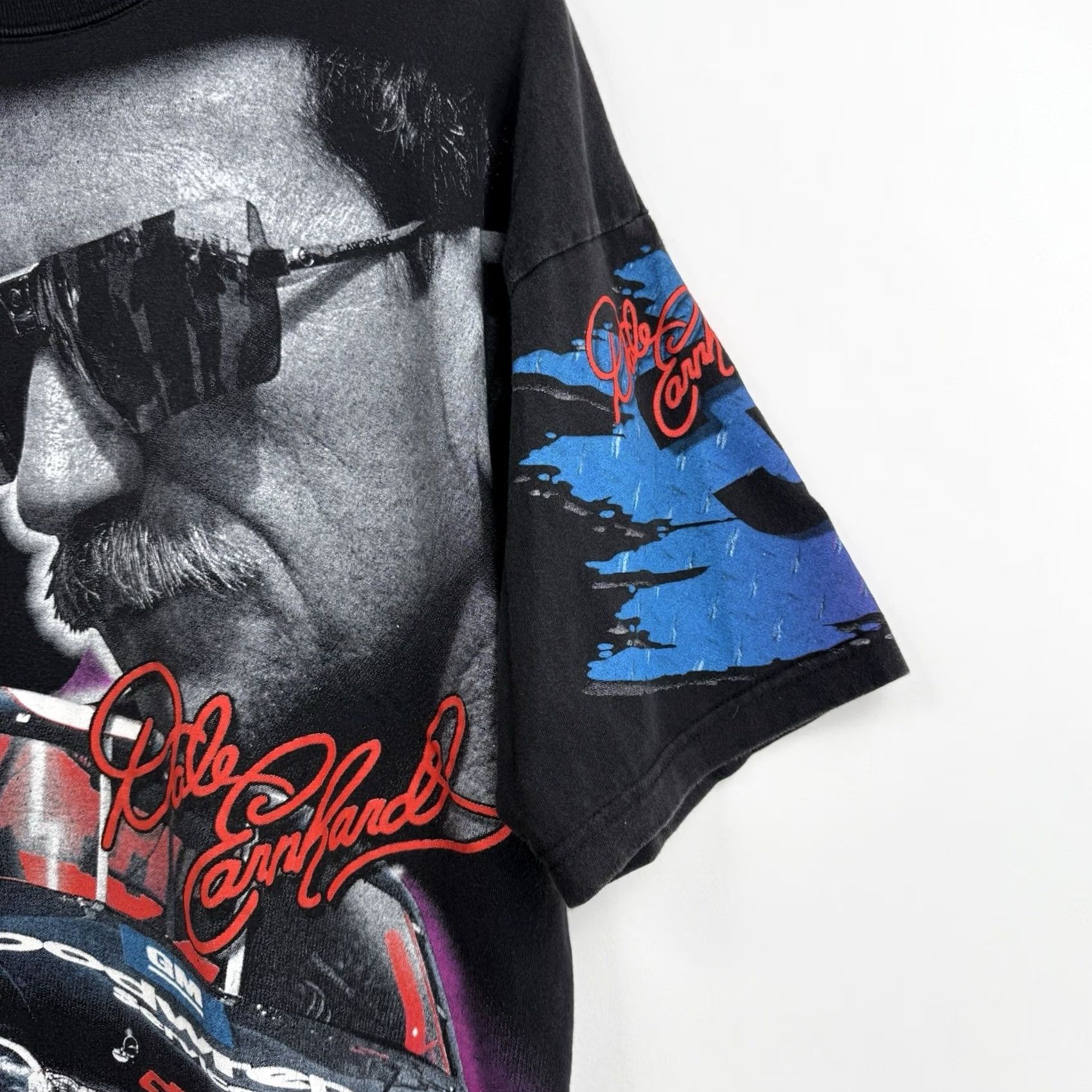 Vintage VINTAGE Dale Earnhardt T-shirt L Men Black Graphic Print 90s Cars Sports Crew Neck Short Sleeve Pattern AOP Printed Size US L / EU 52-54 / 3 - 4 Thumbnail