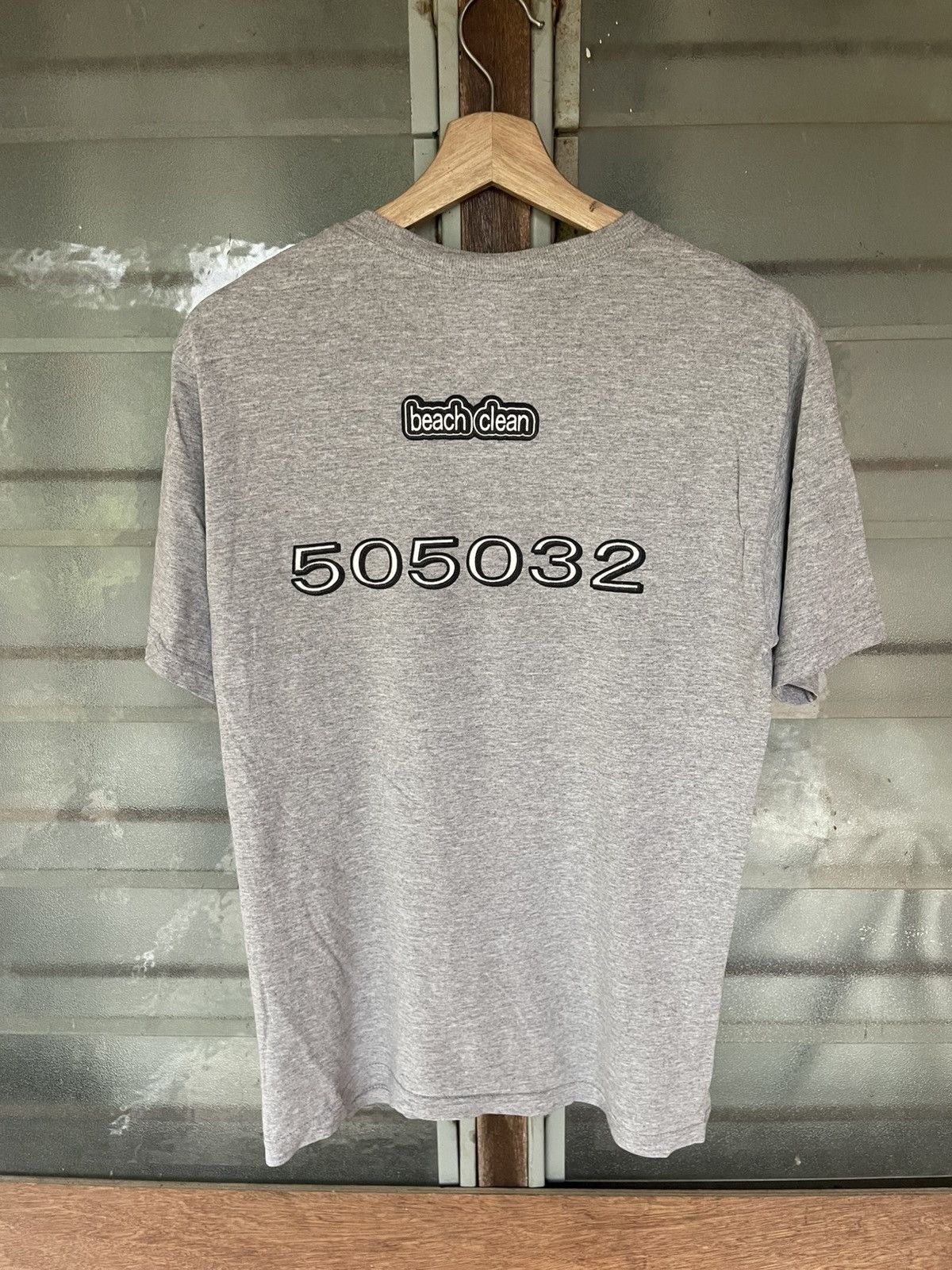 Vintage Vintage Beach Clean 505032 Skate Shirt Tee Size US S / EU 44-46 / 1 - 6 Thumbnail
