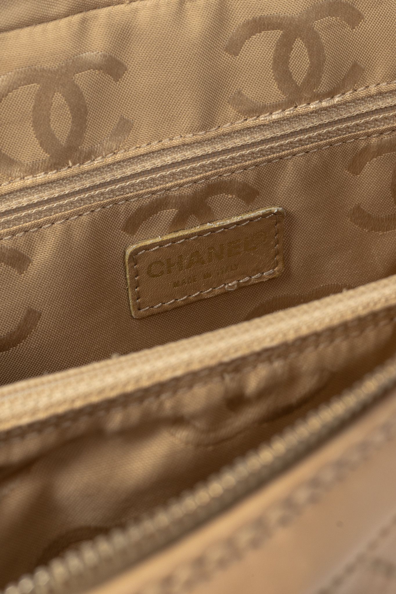 Chanel Chanel Wild Stitch Sand CC Quilted Leather Tote Size ONE SIZE - 13 Thumbnail
