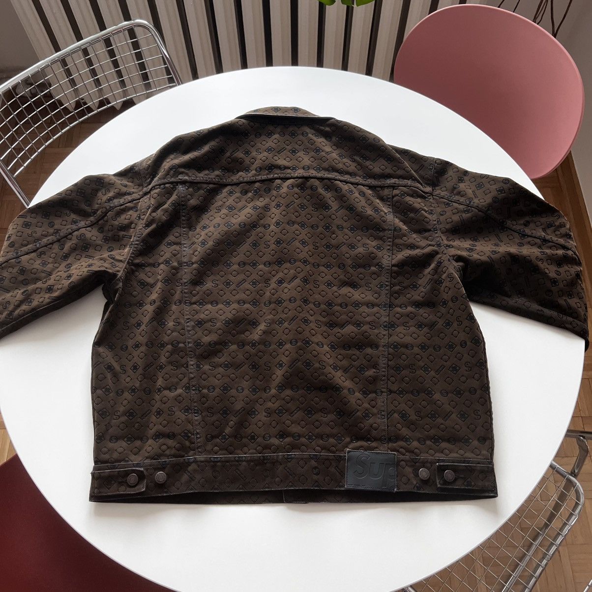 Supreme Supreme Flocked Denim Trucker Jacket Brown Monogram XL Size US XL / EU 56 / 4 - 5 Thumbnail
