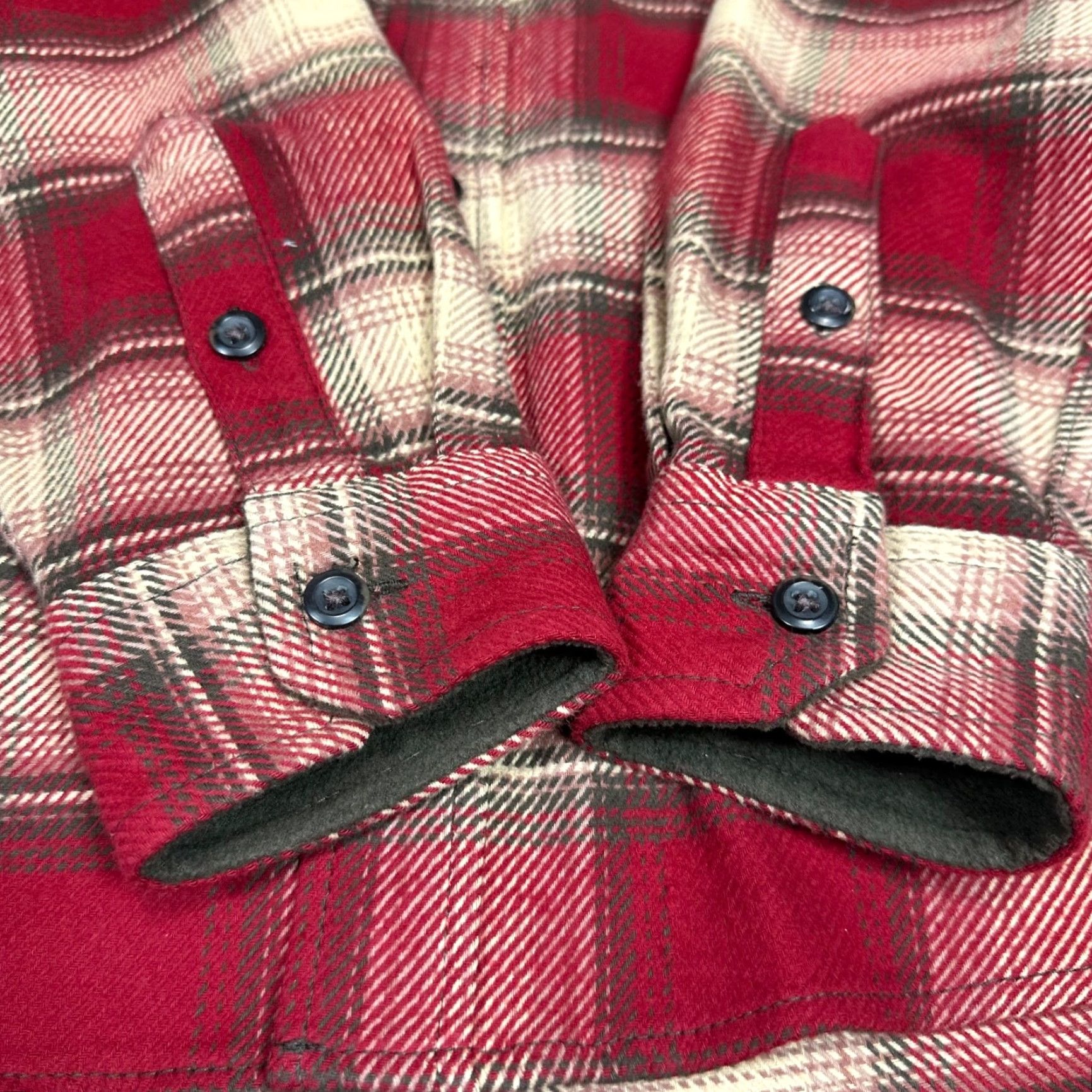 Orvis Orvis Mens Button Front Cotton Shirt Jacket Sz M Red Beige Plaid Pockets Size US M / EU 48-50 / 2 - 5 Thumbnail
