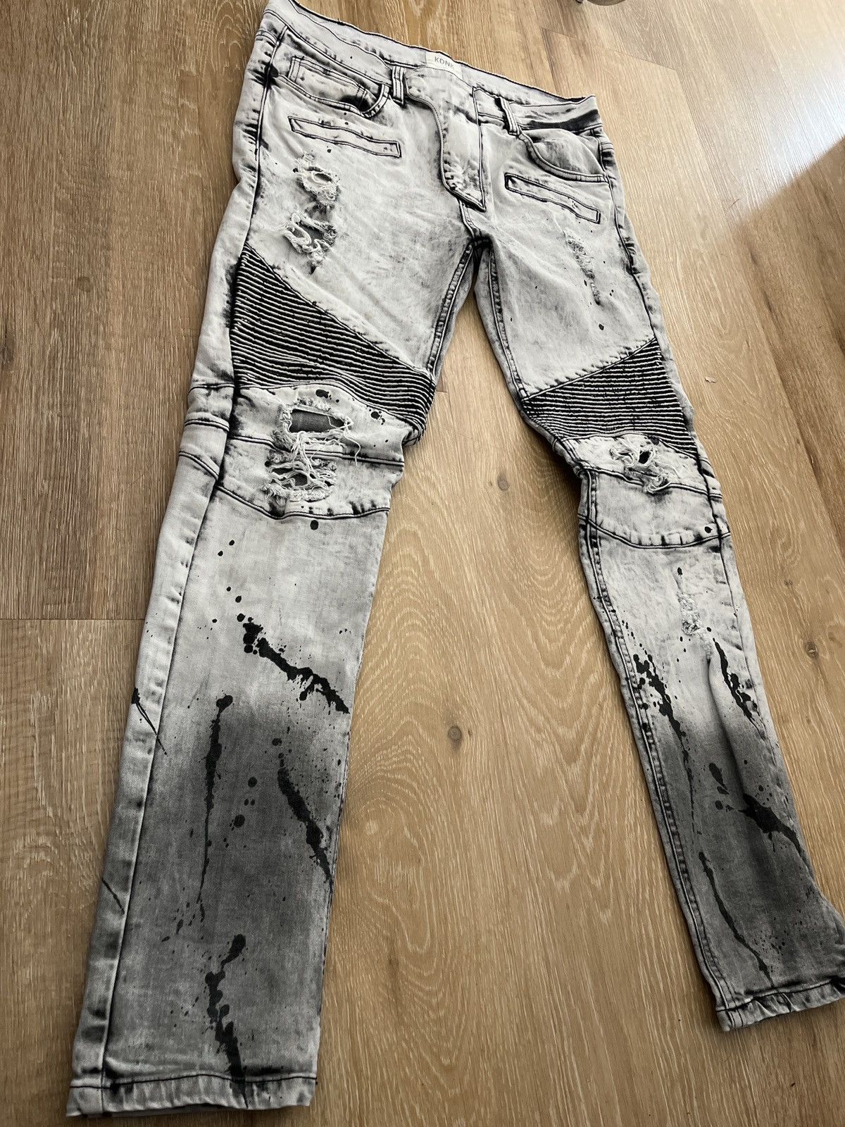 H&M KDNK Medium Grey White and black biker jeans used size 32x32 Size US 32 / EU 48 - 6 Thumbnail