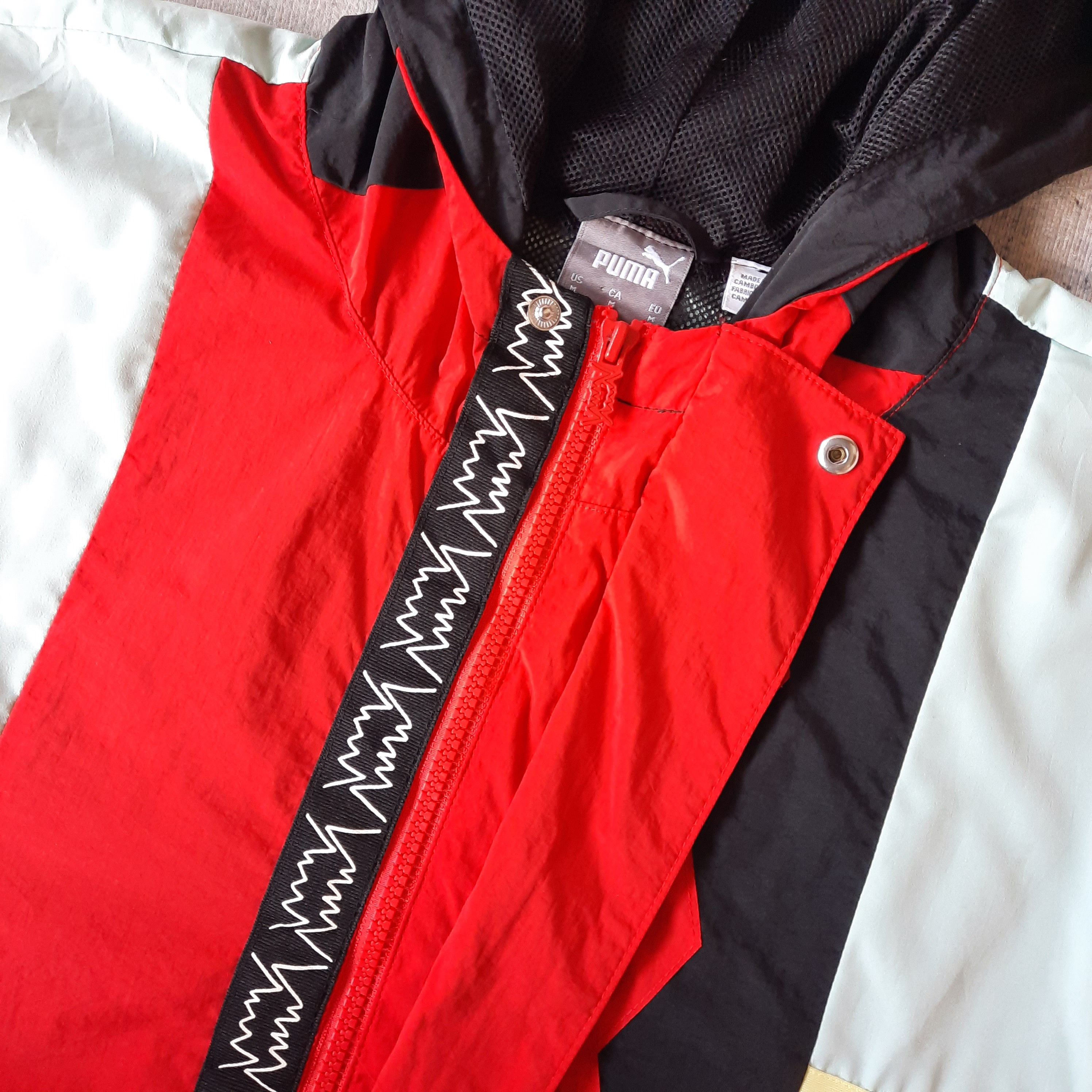 Japanese Brand 💥 Puma commitment day multicolor hoodie windbreaker jacket Size US M / EU 48-50 / 2 - 3 Thumbnail