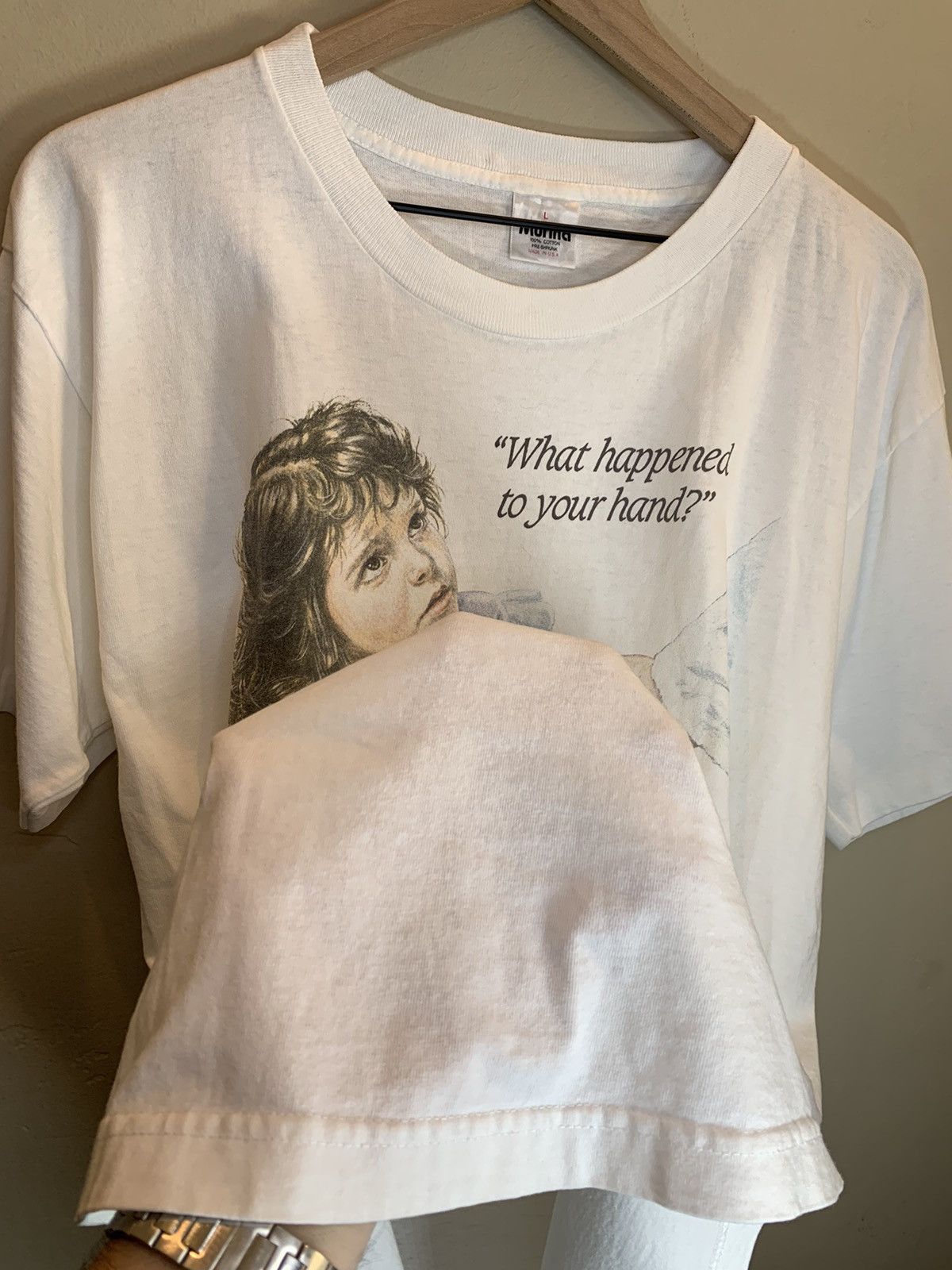 Vintage *RARE* Vintage 80’s Jesus What Happened To Your Hand T-Shirt Size US L / EU 52-54 / 3 - 4 Thumbnail