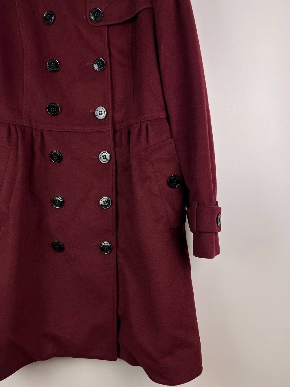 Burberry Burberry Garnet Double Breasted Coat with Black Fur Trim UK6 Size XS / US 0-2 / IT 36-38 - 11 Thumbnail