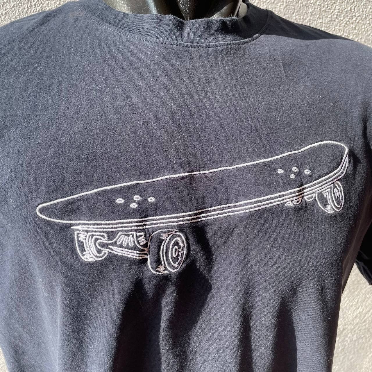 FCUK ⭐️SALE⭐️ [XL] FRENCH CONNECTION FCUK SKAREBOARD TSHIRT Size US XL / EU 56 / 4 - 2 Thumbnail