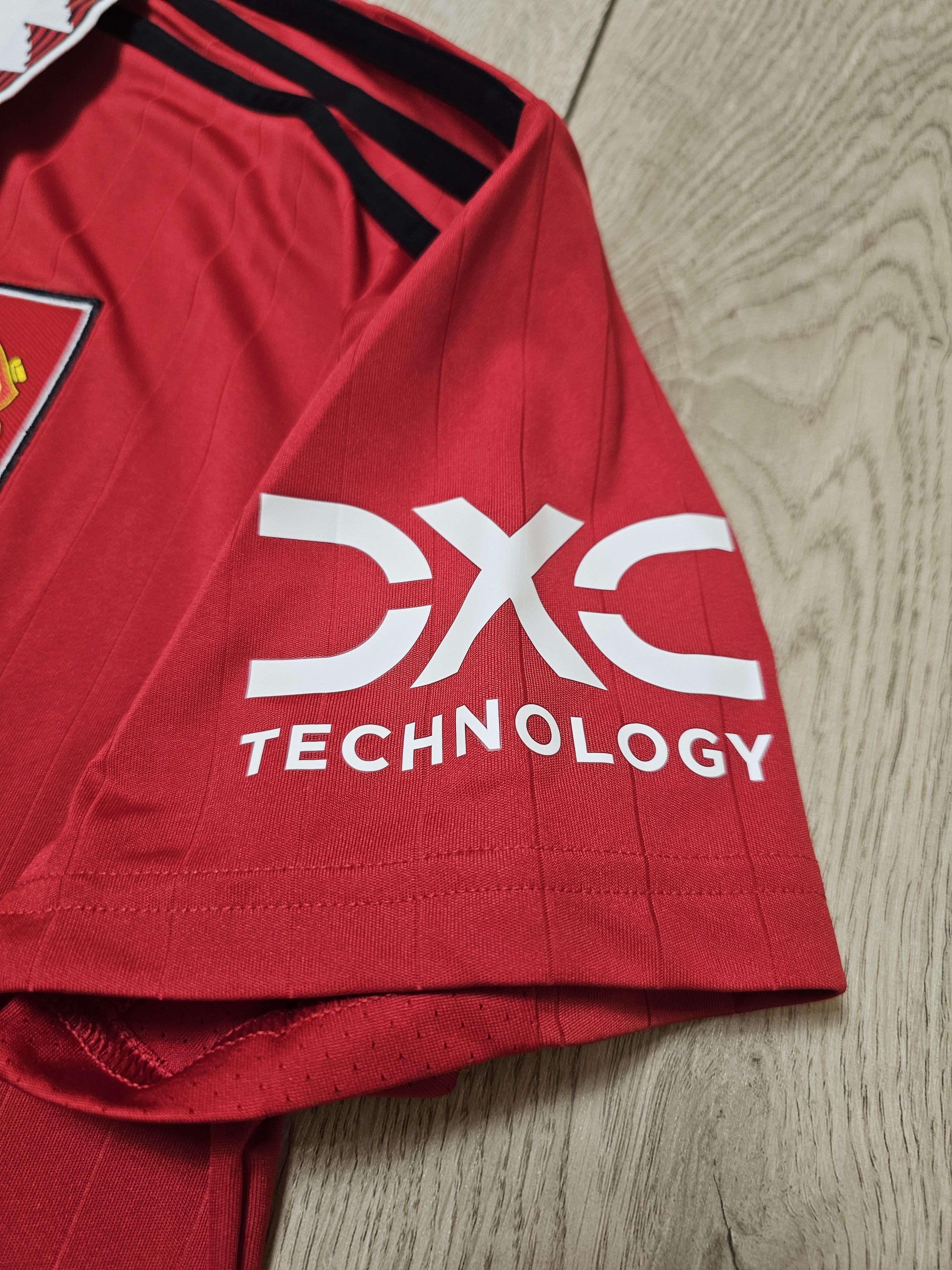 Adidas MANCHESTER UNITED 2022 2023 HOME FOOTBALL SOCCER JERSEY Size US M / EU 48-50 / 2 - 5 Thumbnail