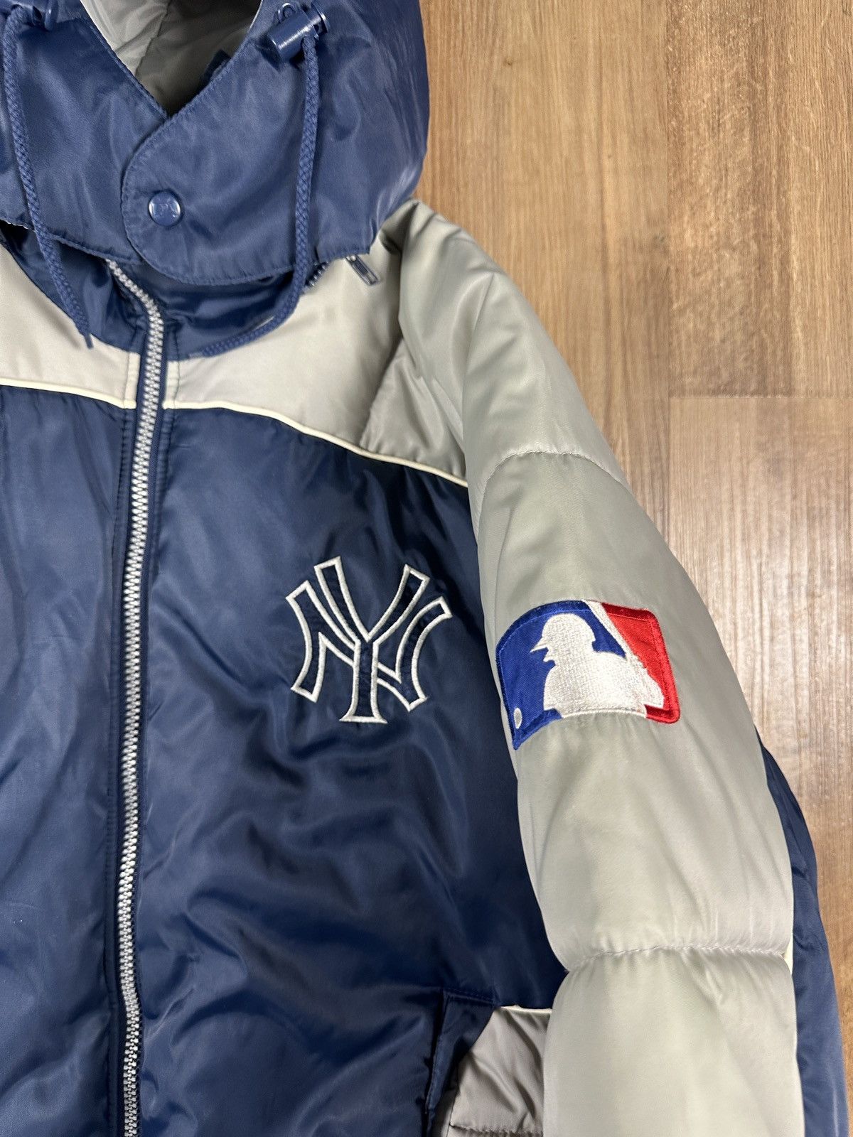 New York Yankees × Pro Player Vintage New York Yankees Puffer Jacket XL Pro Player MLB Size US XL / EU 56 / 4 - 3 Thumbnail