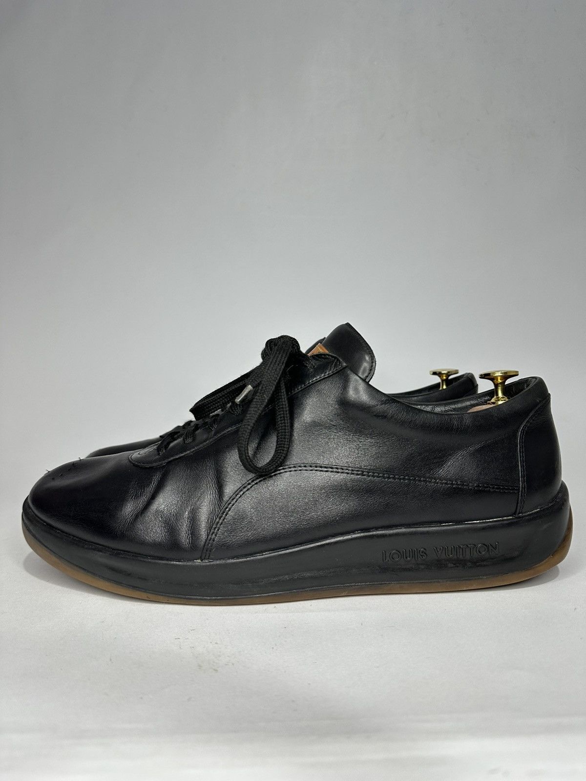 Louis Vuitton Louis Vuitton Black Leather Low Top Sneakers. Size US 12 / EU 45 - 2 Thumbnail