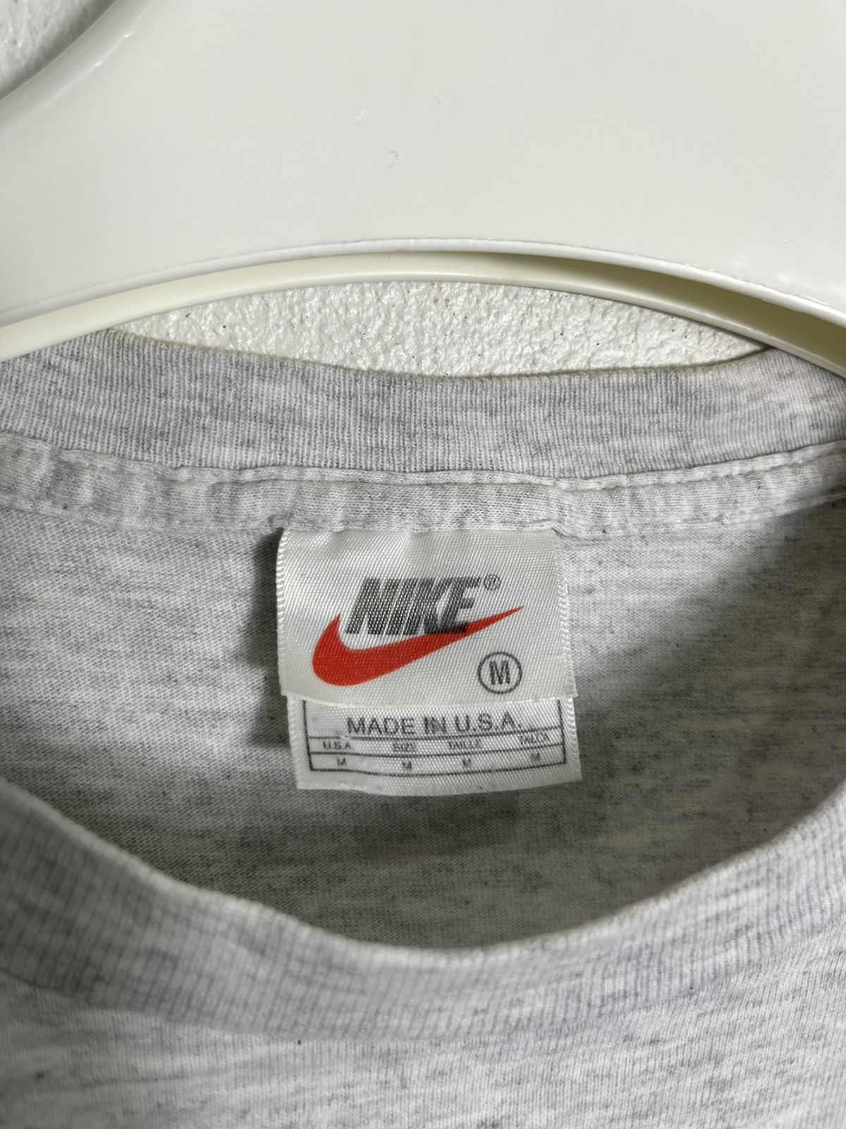 Nike RARE!!! Vintage 90’s NIKE AIR JORDAN BACKHIT Tshirt Size US M / EU 48-50 / 2 - 3 Thumbnail