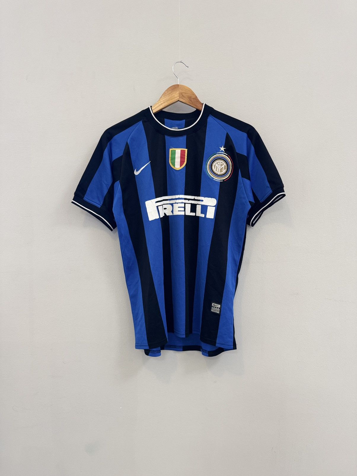 Nike Vintage Eto’o Inter Milan Jersey Size US XL / EU 56 / 4 - 1 Thumbnail
