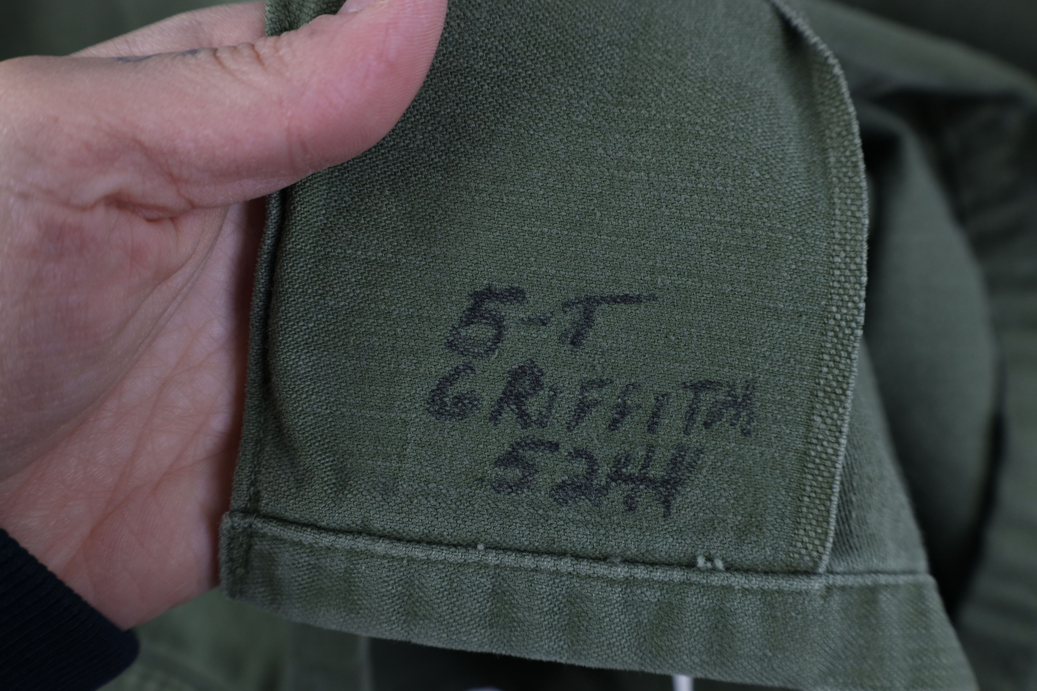 Vintage Vintage 60s 70s Vietnam War USGI Field Army Button Shirt USA Size US M / EU 48-50 / 2 - 13 Thumbnail