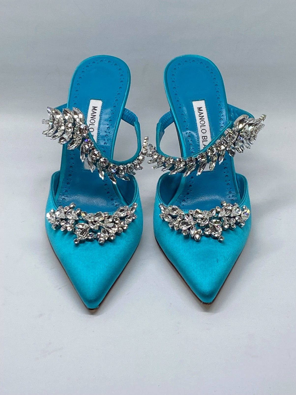 Manolo Blahnik Manolo Blahnik Lurum 90 Embellished Satin Mules size 37 Size US 7 / IT 37 - 2 Thumbnail