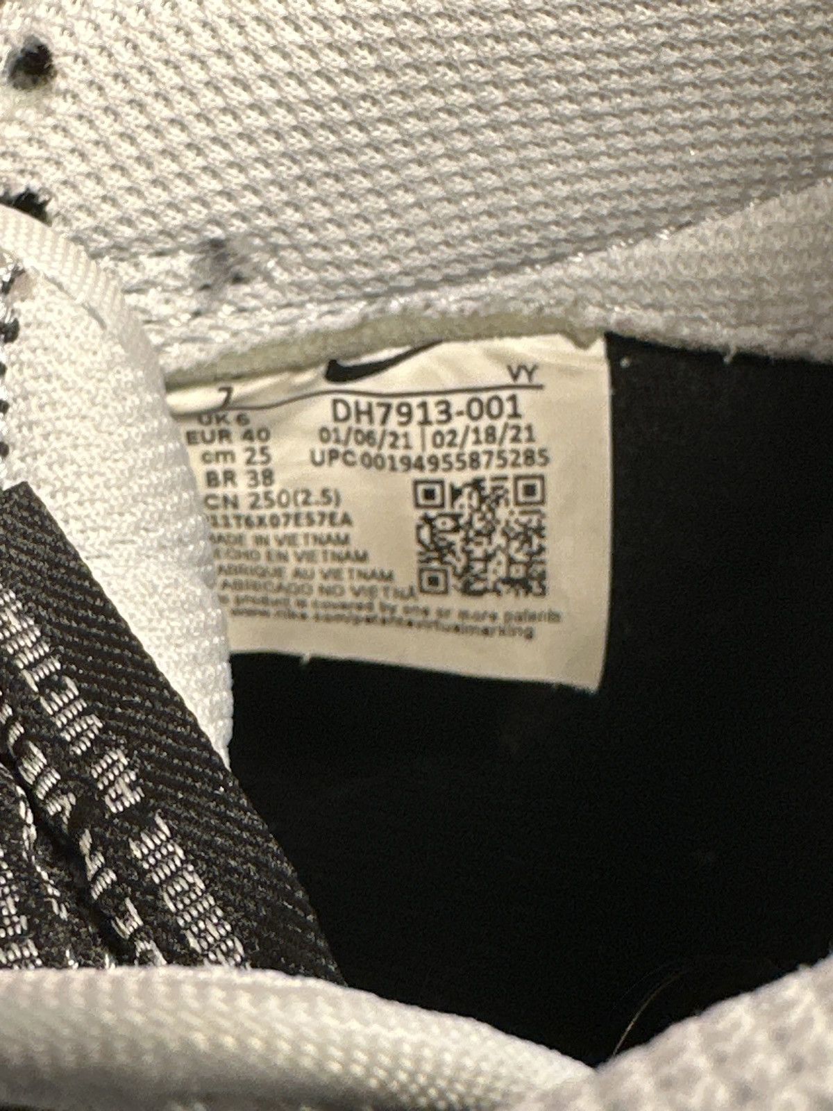 Nike Dunk low premium animal pack - Zebra Size US 7 / EU 40 - 8 Thumbnail