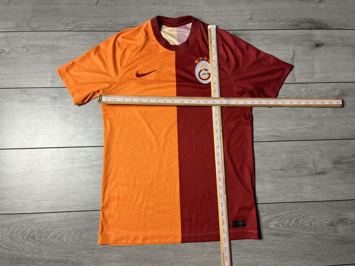 Nike GALATASARAY 2018 2019 HOME SHIRT FOOTBALL SOCCER JERSEY NIKE Size US M / EU 48-50 / 2 - 7 Thumbnail