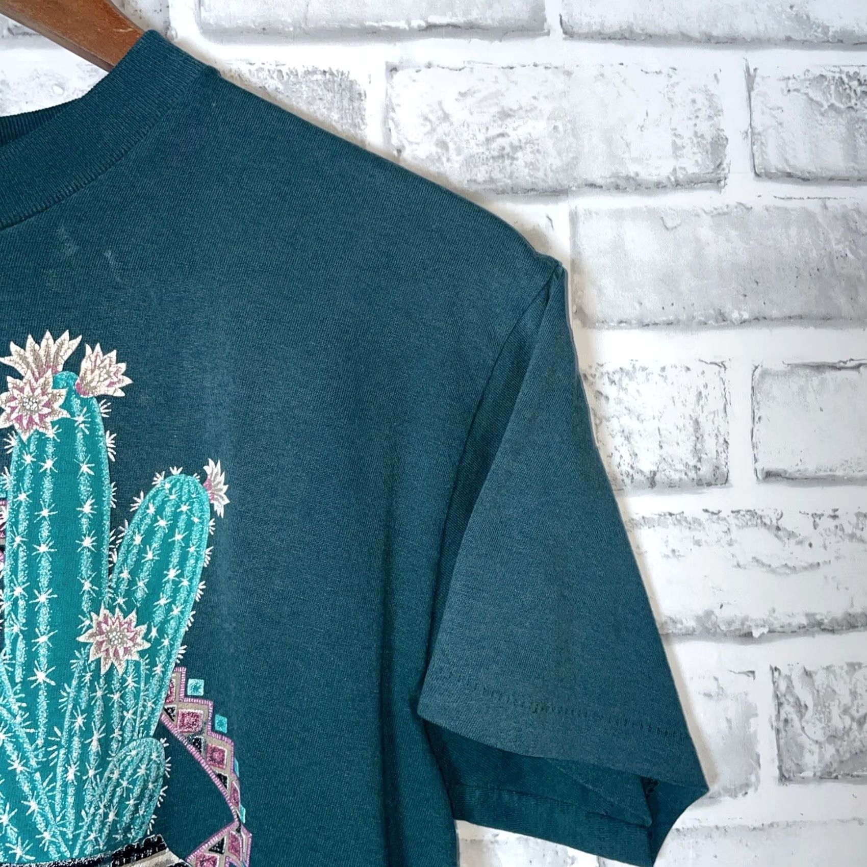 Vintage Oneita Tee Mens M Green VTG Desert Cactus Graphic Single Stitch Size US M / EU 48-50 / 2 - 4 Thumbnail