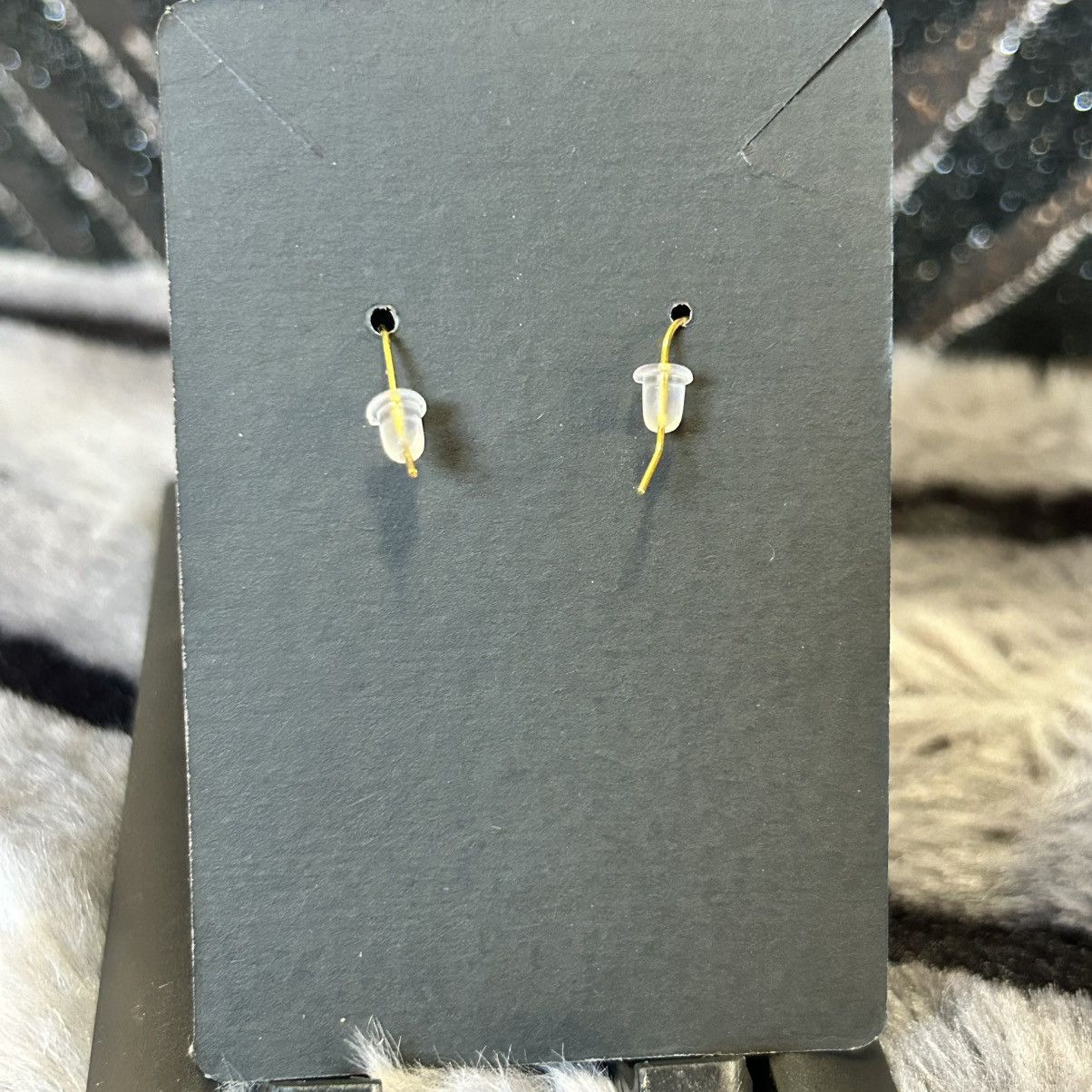 Handmade Handcrafted green crackle glass cat eye dragon vein earrings Size ONE SIZE - 4 Thumbnail