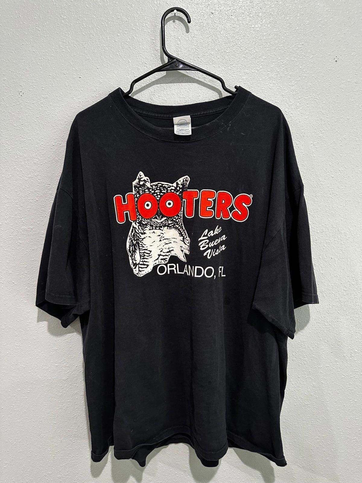 Gildan Vintage hooters shirt Size US XXL / EU 58 / 5 - 1 Thumbnail