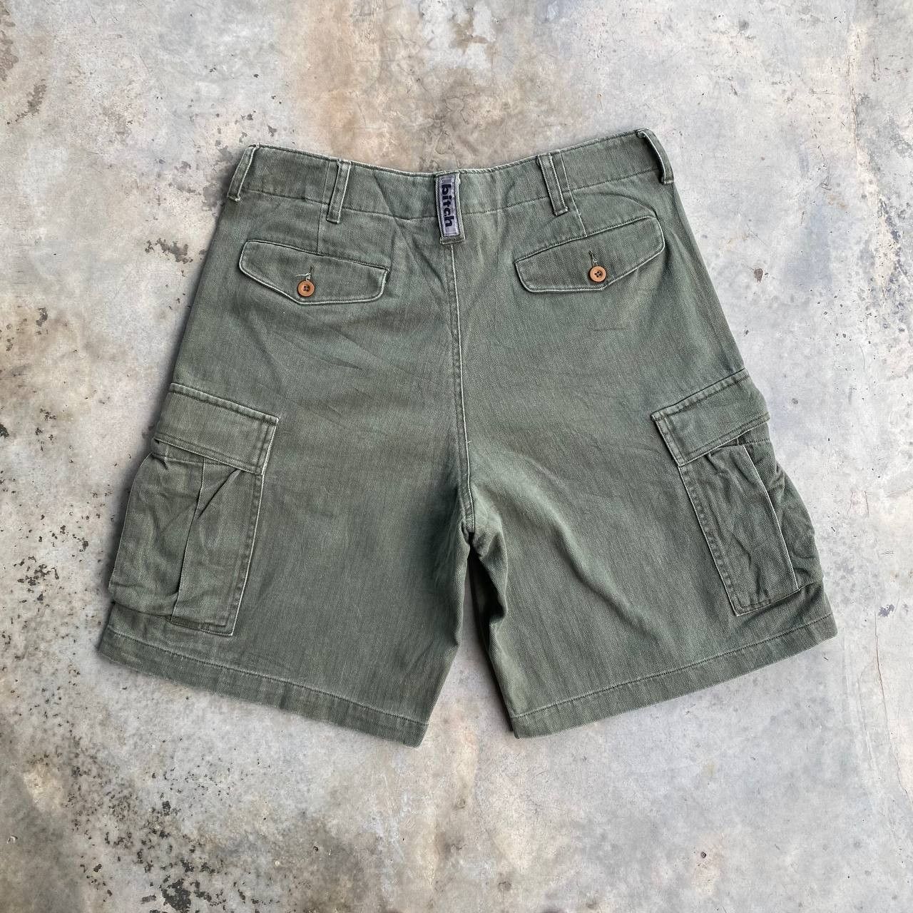Shorty's Skateboards × Vintage VINTAGE BITCH SHORTPANT GREEN MILITARY W32 Size US 32 / EU 48 - 2 Thumbnail