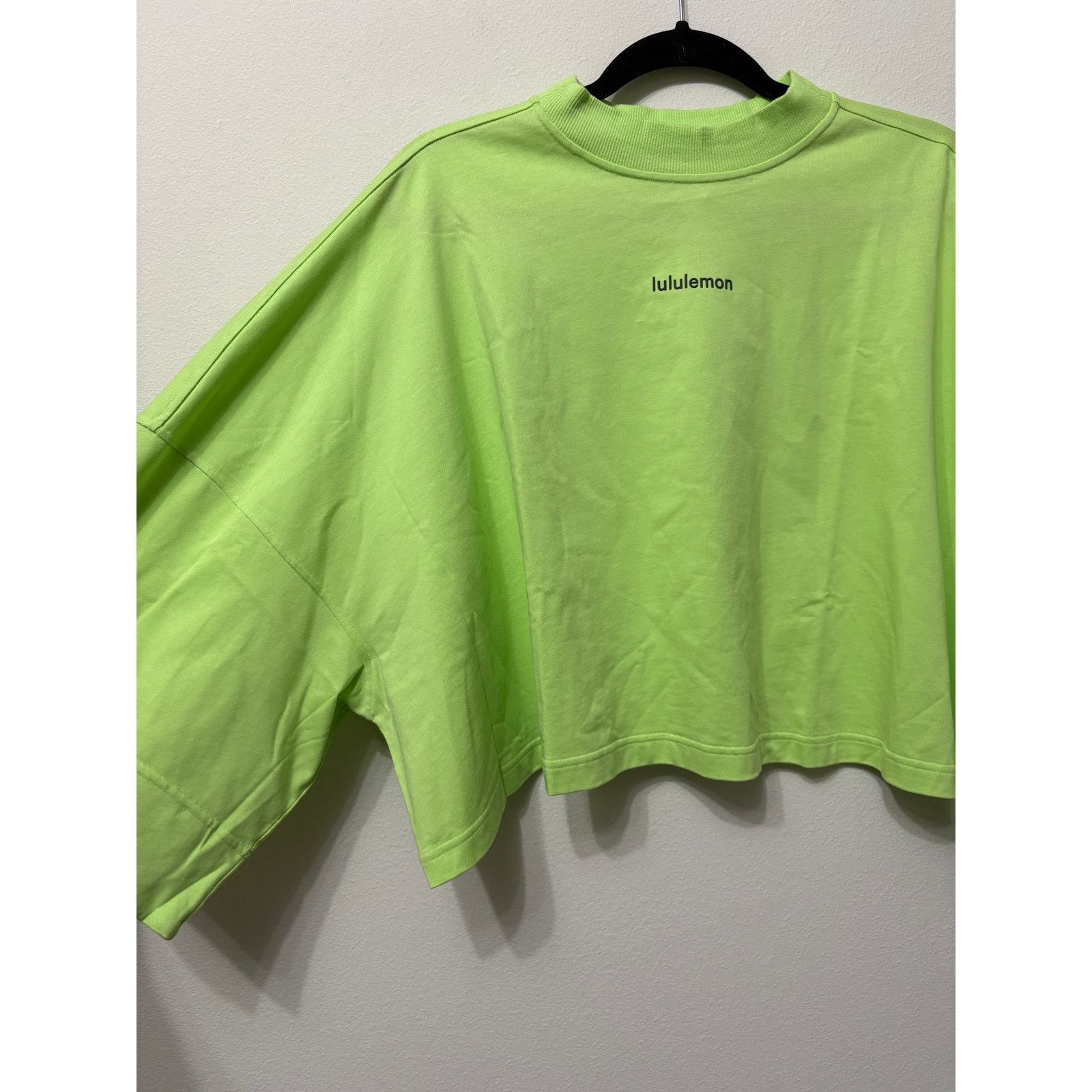 Lululemon NWT Lululemon Heavyweight Cropped 3/4 Sleeve Sz XL MSRP $98 Size XL / US 12-14 / IT 48-50 - 2 Thumbnail