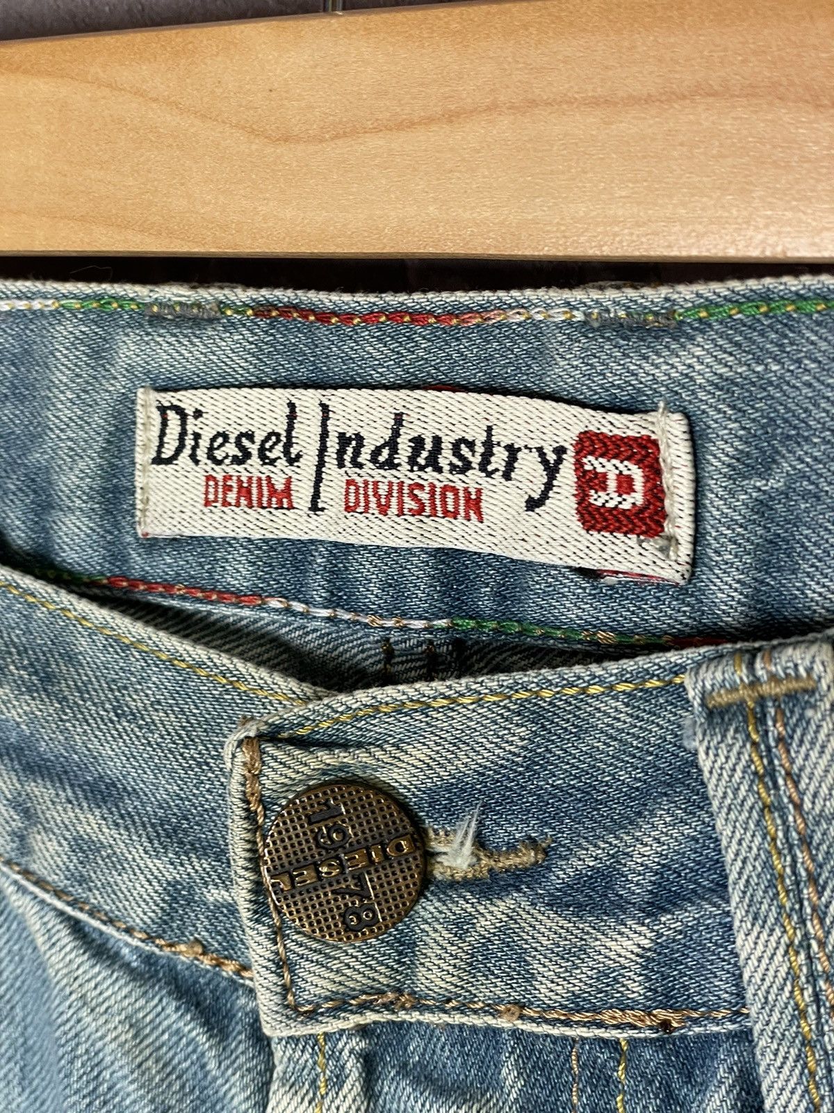 Diesel × Vintage Diesel Y2K Distressed Vintage 90s Baggy Jeans Size US 32 / EU 48 - 11 Thumbnail