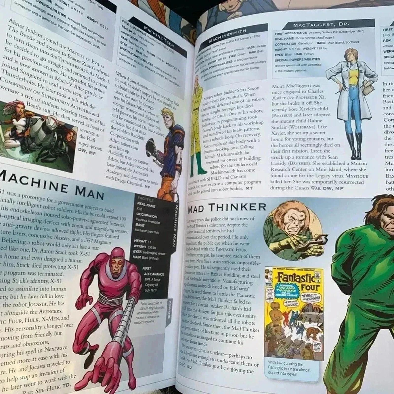 Marvel Comics Marvel encyclopedia updated and expanded book Size ONE SIZE - 3 Thumbnail
