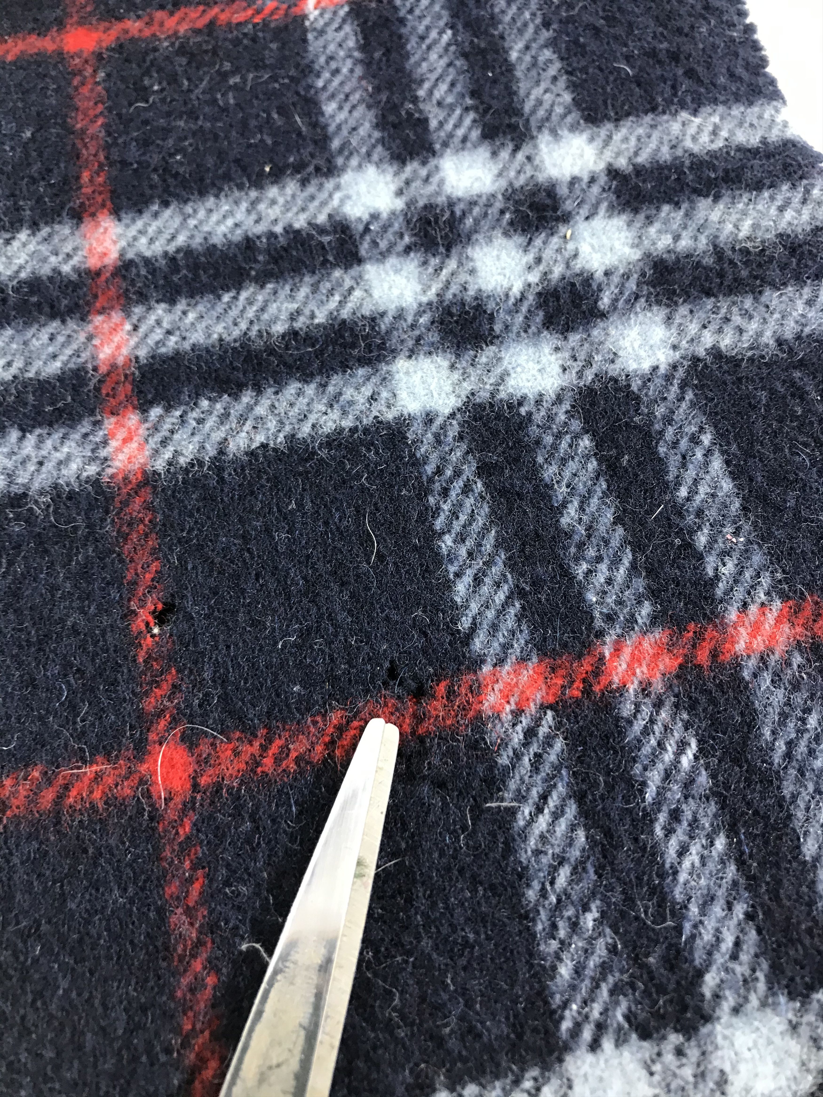 Burberry Burberry Blue Nova Check Wool Scarf Muffler V482 Size ONE SIZE - 13 Thumbnail