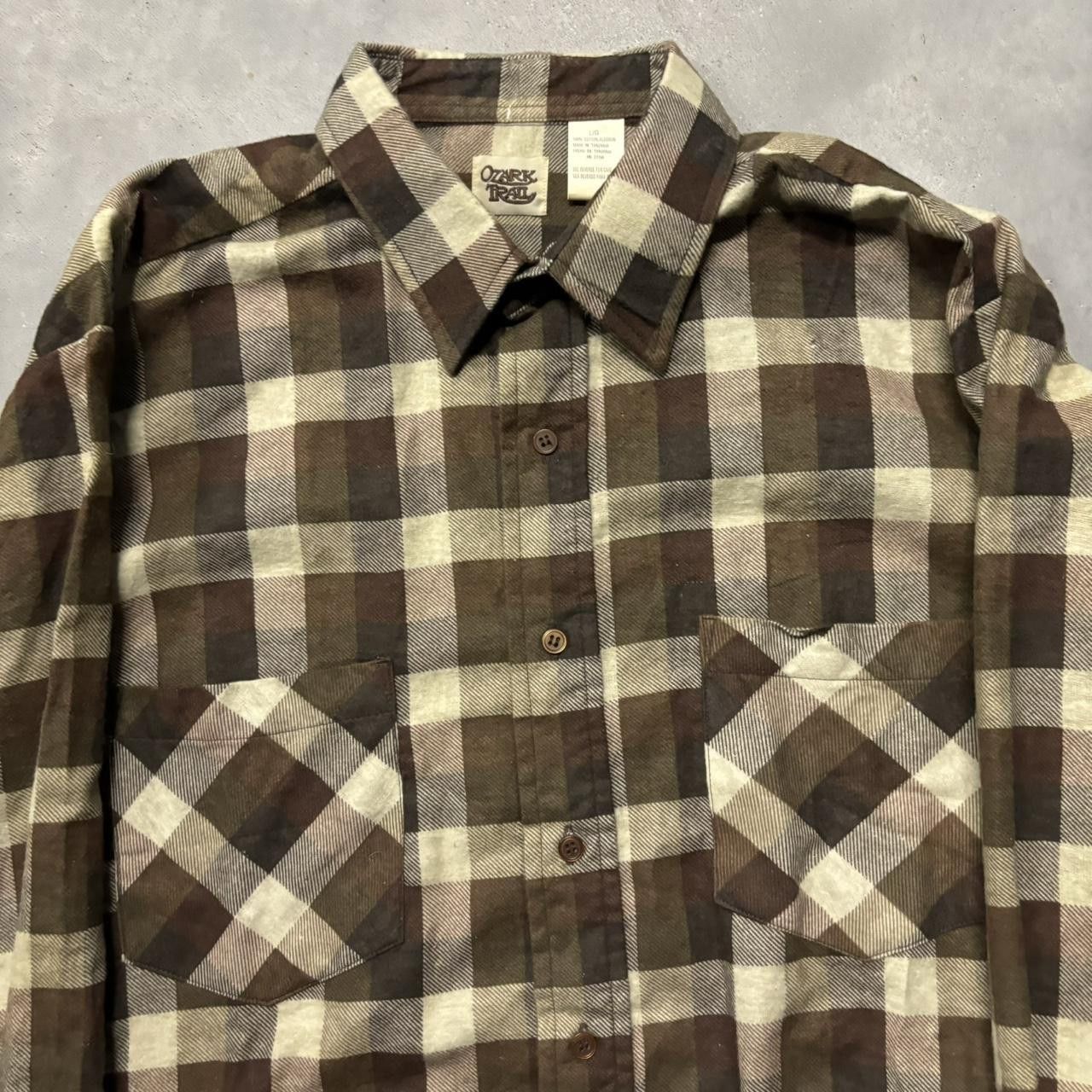 Japanese Brand × Vintage Crazy Vintage Y2K/2000s Grunge Brown Checkered Skater Style Fall Essential Flannel Shirt! Size US L / EU 52-54 / 3 - 2 Thumbnail