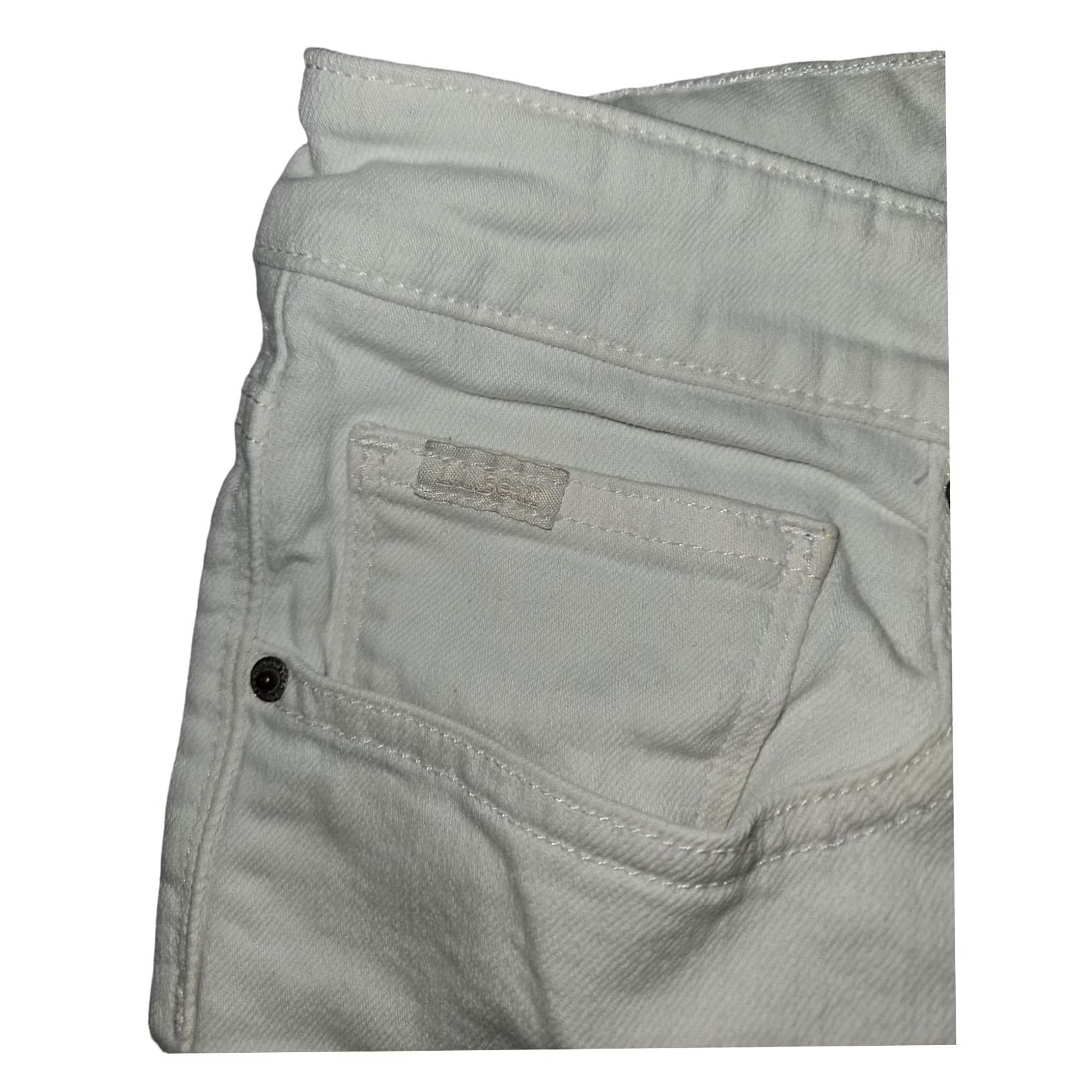 Vintage L.L. Bean Jeans 18W Women's Classic Fit White Straight 5-Pocket Denim Stretch Zip Button High Rise Plus Size Size 40" / US 18 - 6 Thumbnail