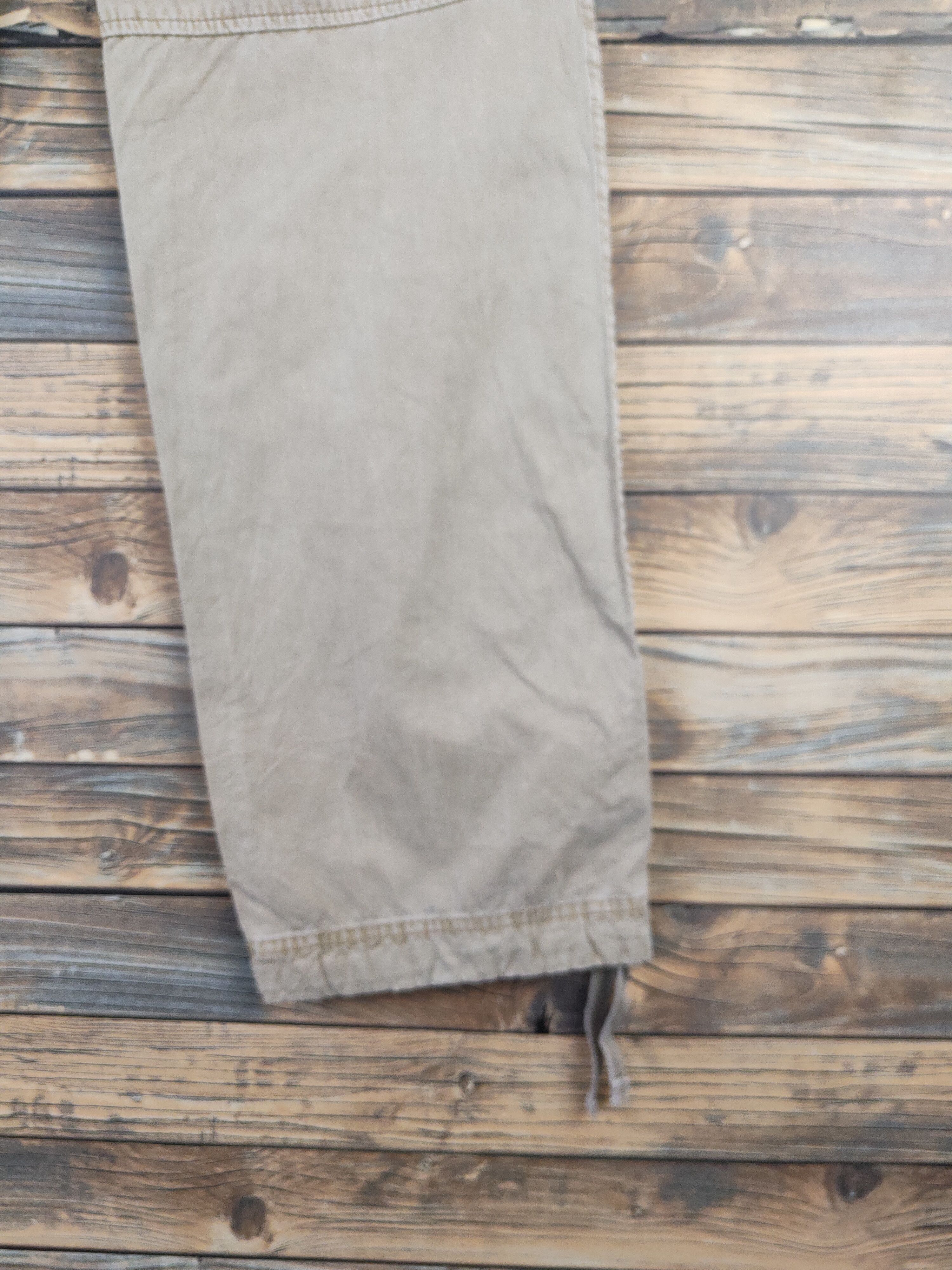 Japanese Brand DL Uniqlo Beige Multipocket Cargo Pants #SP46-291T Size US 31 - 11 Thumbnail