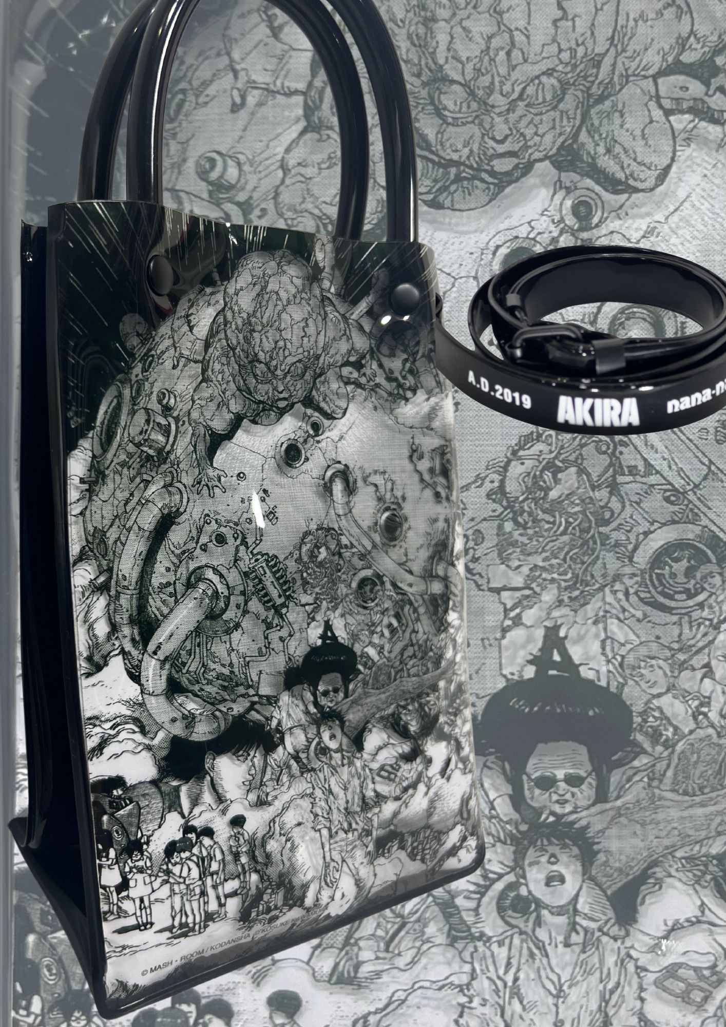 Japanese Brand Akira ART OF WALL x nana-nana x A5 PVC Shoulder Bag