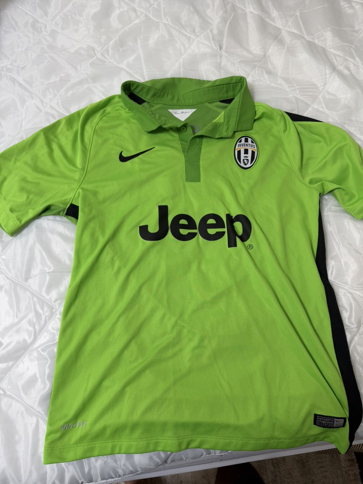 Nike Juventus Pogba Kit 2014/15 Season Size US M / EU 48-50 / 2 - 5 Thumbnail