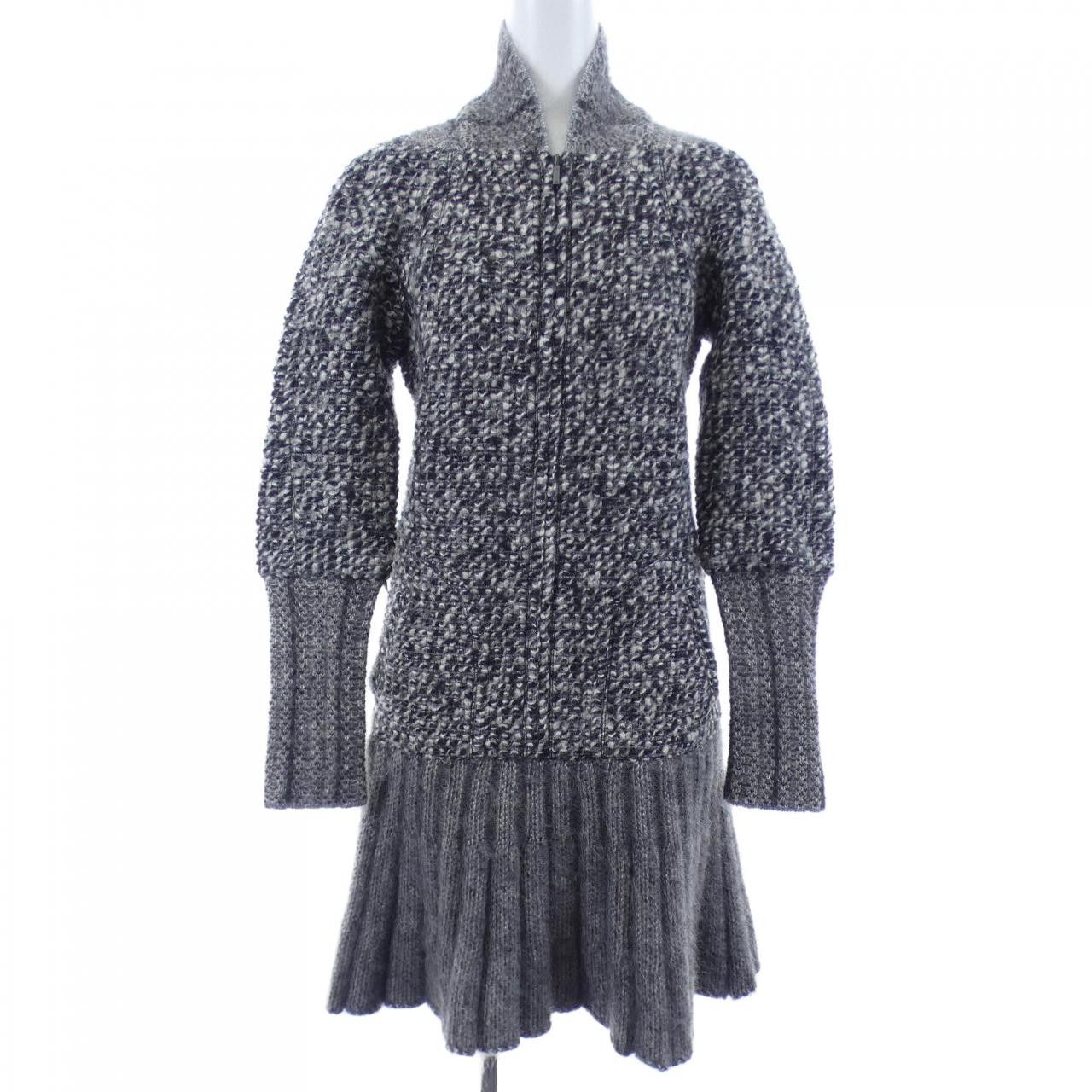 Chanel Chanel Chanel Dress Textile Dresses P46685W05390 DUTY FREE for USA Size ONE SIZE - 1 Thumbnail