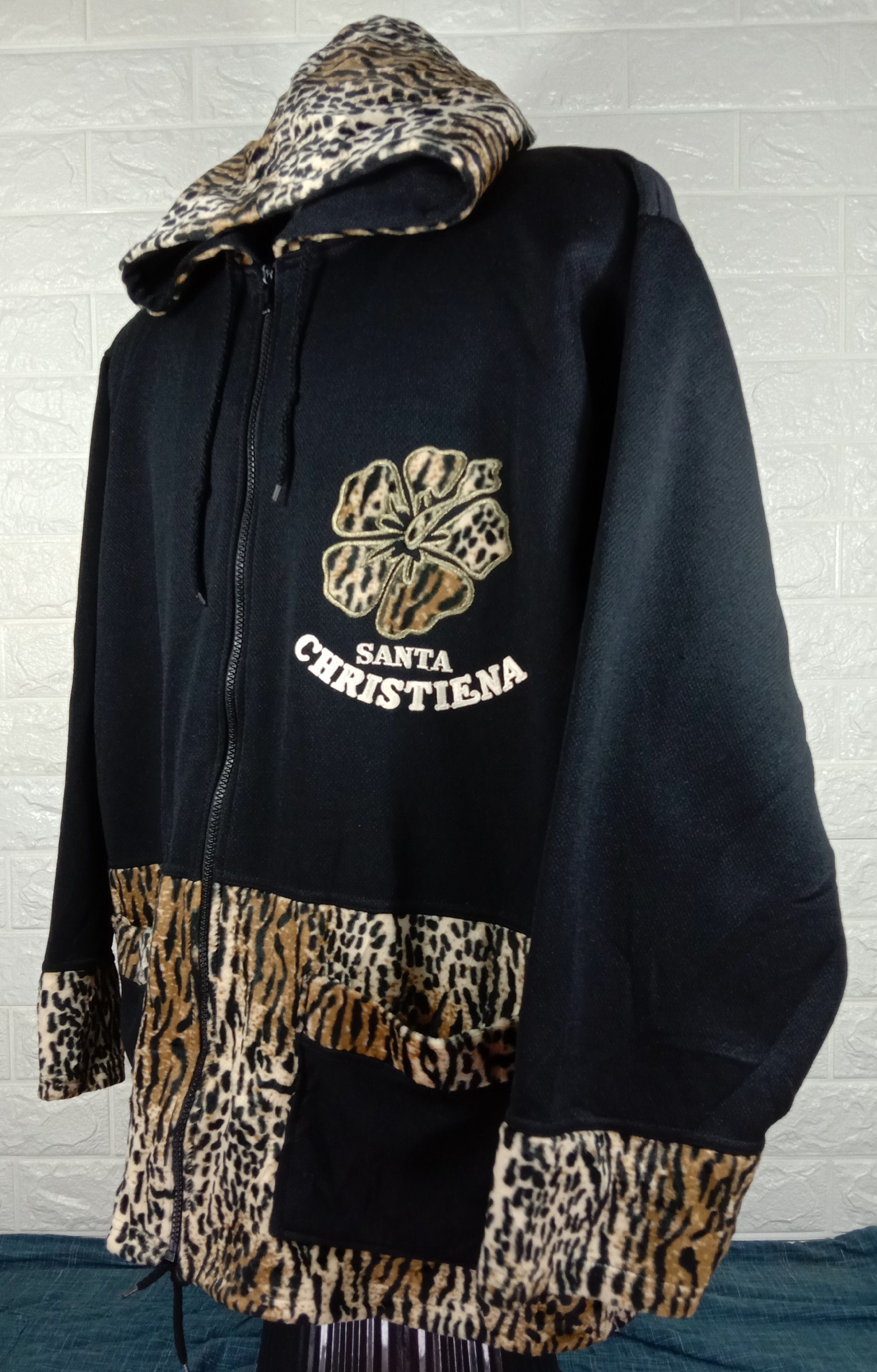 Japanese Brand Vintage Ugatha Santa Christiena Leopard Hoodie Jacket Size US XL / EU 56 / 4 - 4 Thumbnail