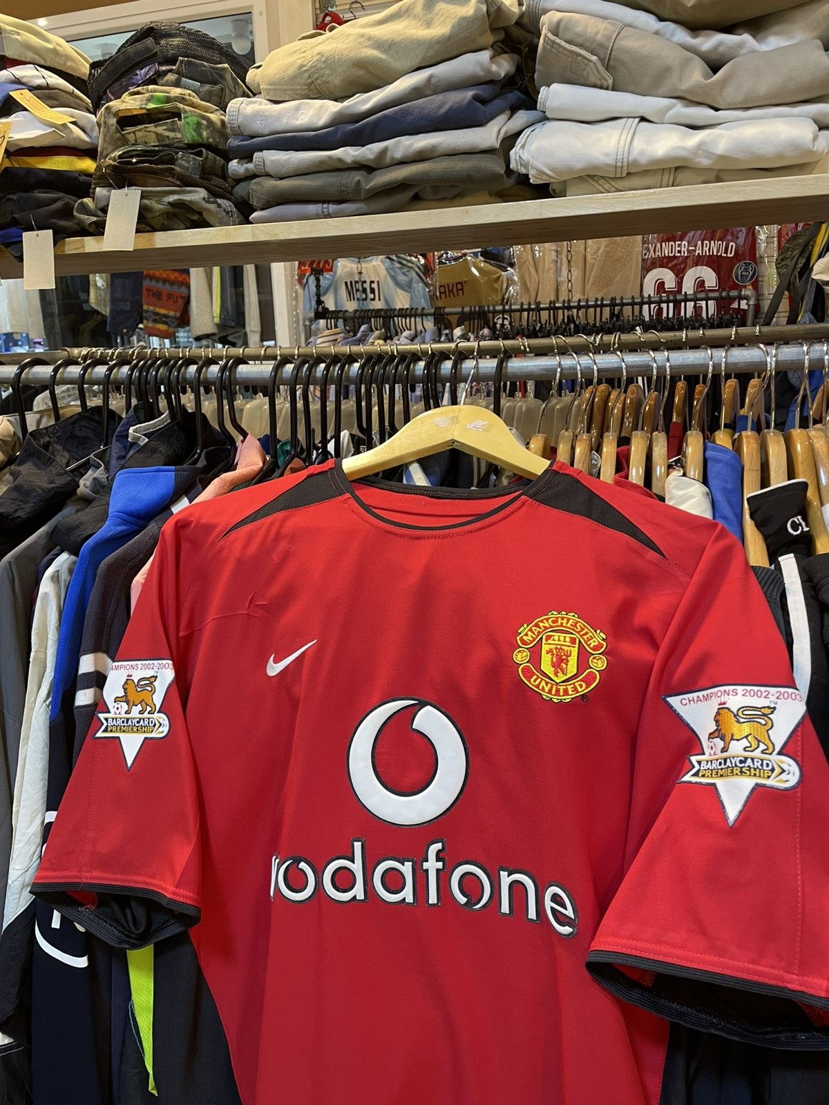 Nike Vintage 200-2004 ManchesterUnited HomeKit V.NISTELROOY10 Size US M / EU 48-50 / 2 - 2 Thumbnail