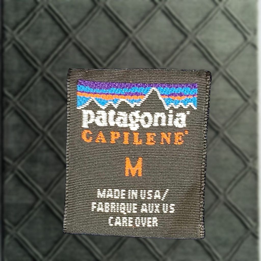 Patagonia VINTAGE Patagonia Capilene Base Layer Mens M Long Sleeve Pullover USA Navy Blue Shirt Size US M / EU 48-50 / 2 - 1 Thumbnail