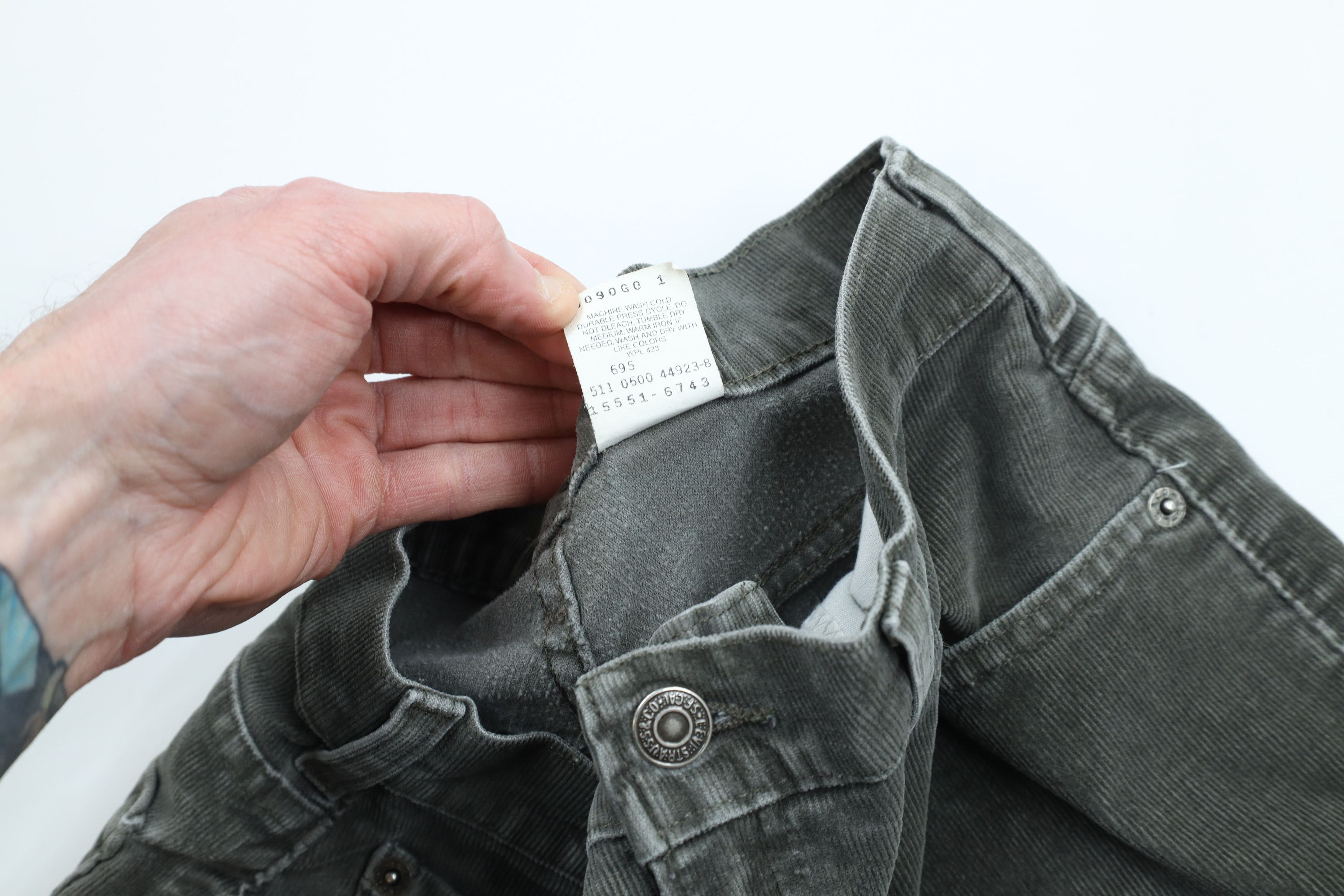 Levi's × Vintage Vintage Y2K 2000 Levis 550 Tapered Leg Corduroy Pants USA Size 27" / US 4 / IT 40 - 9 Thumbnail
