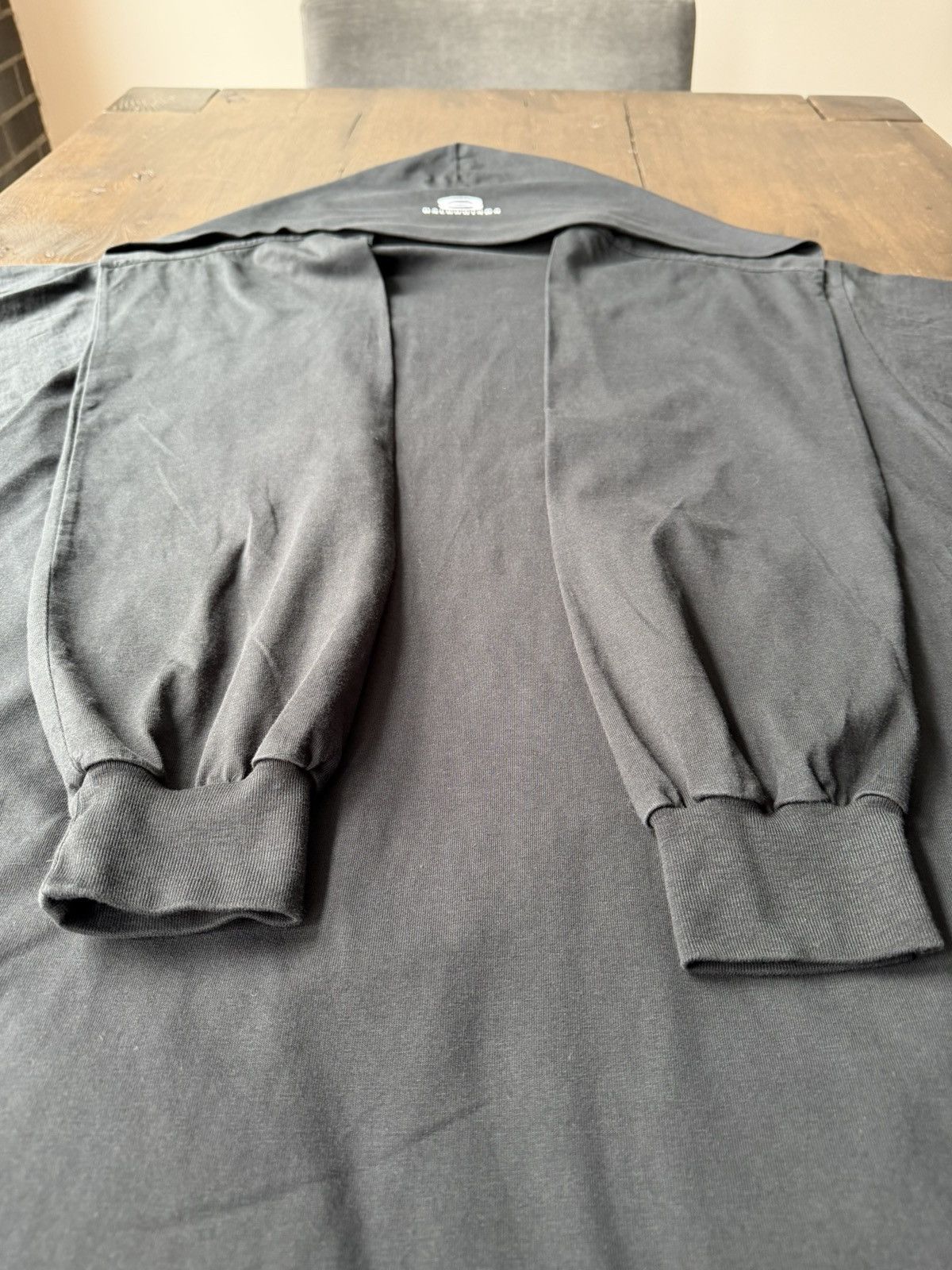 Balenciaga Balenciaga incognito short sleeve t-shirt size 3 Size US L / EU 52-54 / 3 - 5 Thumbnail