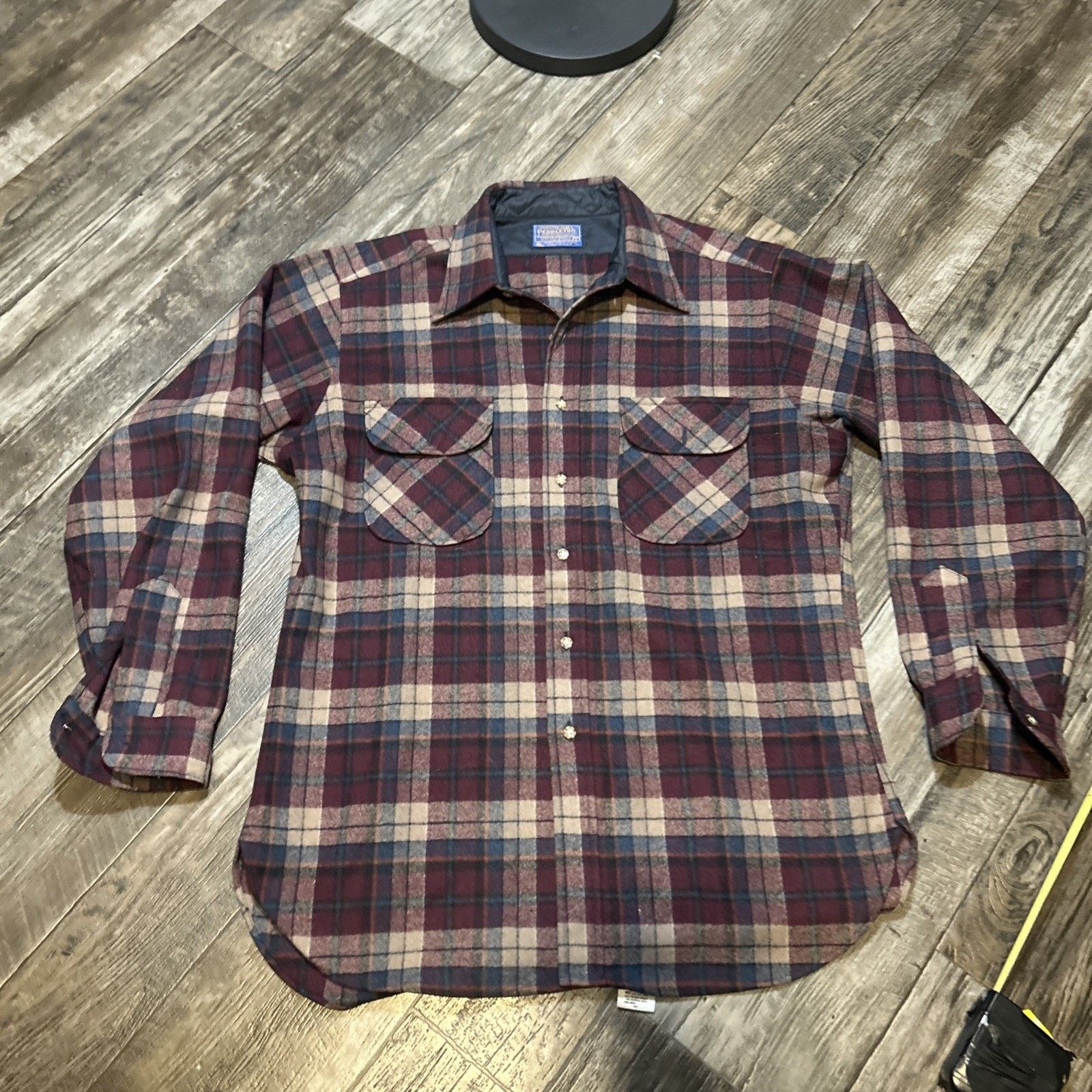 Pendleton Vtg Pendleton Virgin Wool USA Burgundy Plaid Flannel Large Size US L / EU 52-54 / 3 - 1 Thumbnail