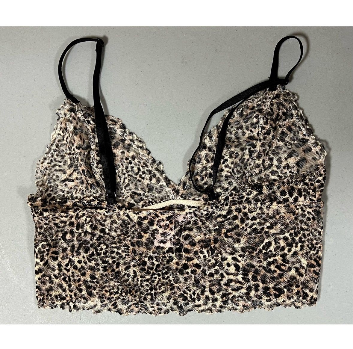 Victoria's Secret Cheetah Leopard Print Lace Bra Bralette Lingerie Size S 🐆✨ Size S / US 4 / IT 40 - 4 Thumbnail