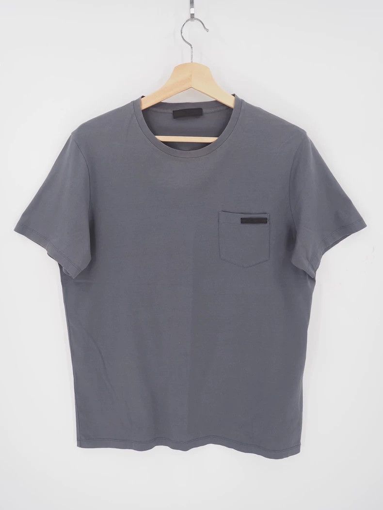 Prada PradaWashed gray pocket logo short sleeves 2503-Nextarrow Size US M / EU 48-50 / 2 - 1 Thumbnail