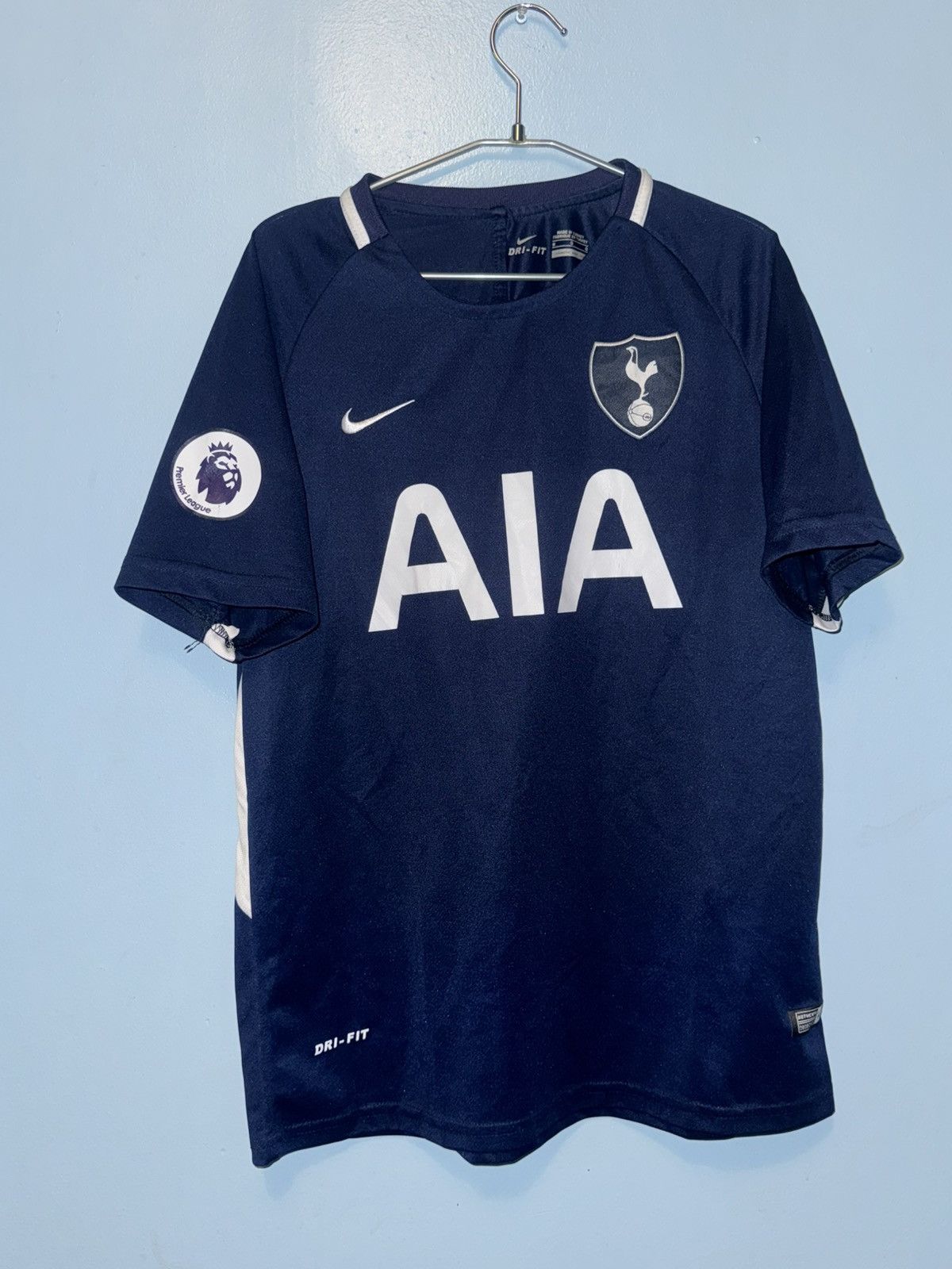 Nike Tottenham Hotspur 2017-18 away jersey Size US M / EU 48-50 / 2 - 1 Thumbnail
