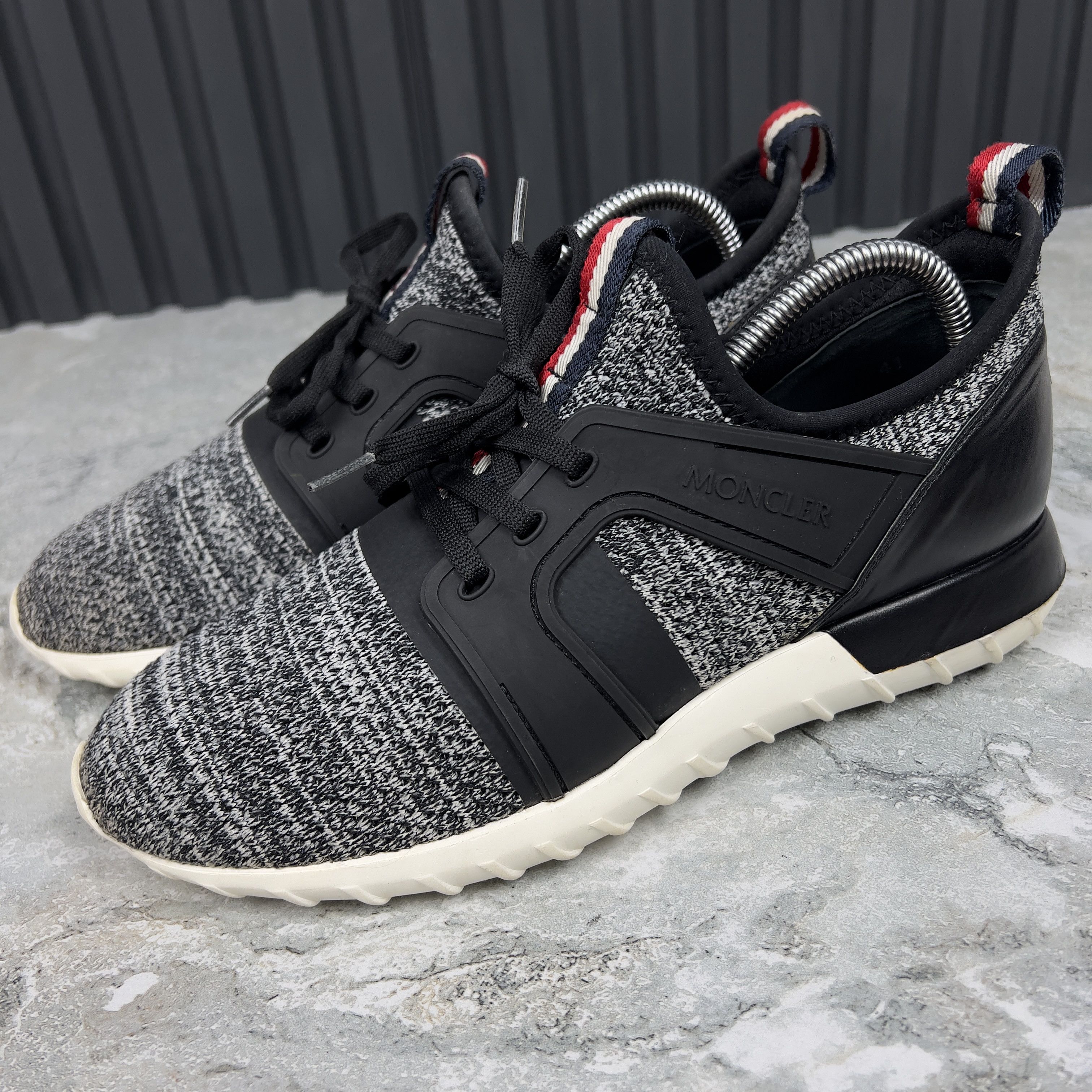 Moncler Moncler Emilien Low Top Trainer Sneaker Rubber-Trimed Mesh Size US 8 / EU 41 - 2 Thumbnail