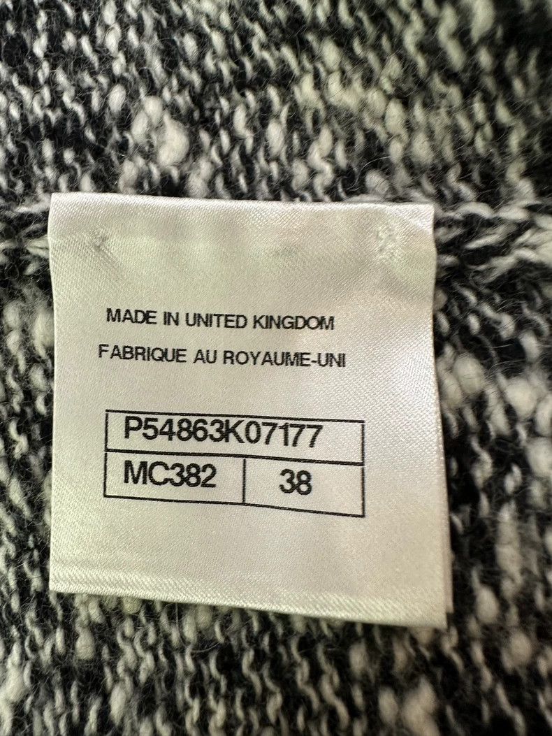 Chanel Chanel Classic four-pocket medium-long cashmere cardigan c Size XS / US 0-2 / IT 36-38 - 8 Thumbnail