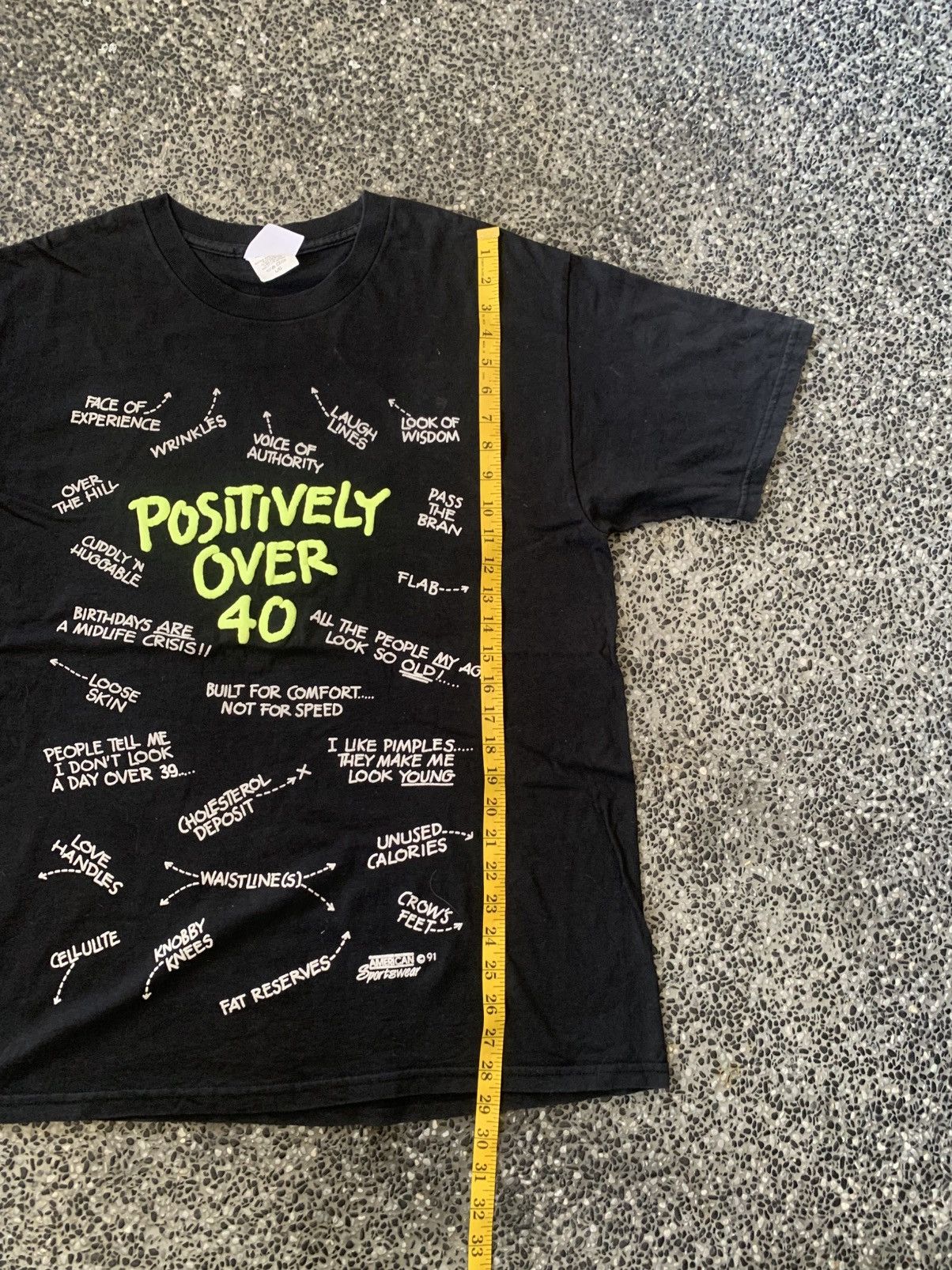 Arts & Science Vintage 90s Positively Over 40 American Sportswear T shirt Size US L / EU 52-54 / 3 - 11 Thumbnail