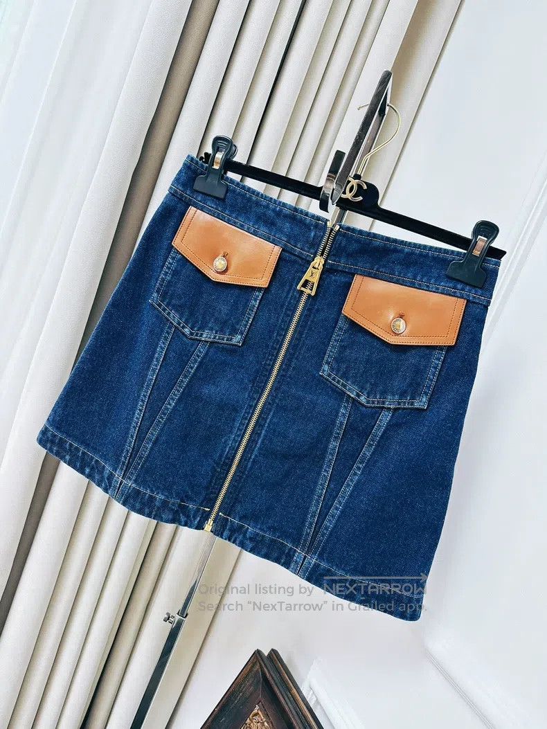 Louis Vuitton Louis Vuitton Blue patchwork two-pocket denim skirt Size 35" - 7 Thumbnail