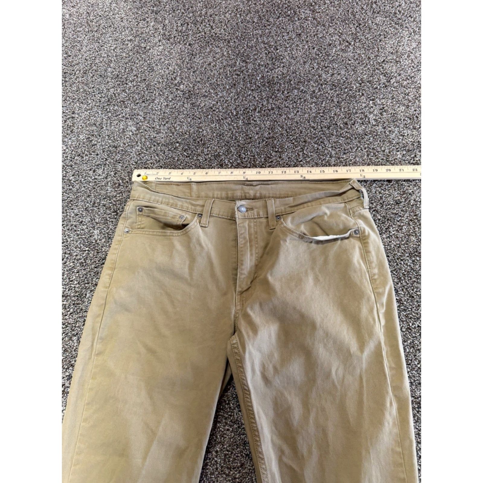 Levi's Levi’s 514 Straight Khakis Mens Pants 34 Beige Cotton Regular 34x30 Stretch Front Flat Front 5-Pocket Jeans Style Size US 34 / EU 50 - 7 Thumbnail