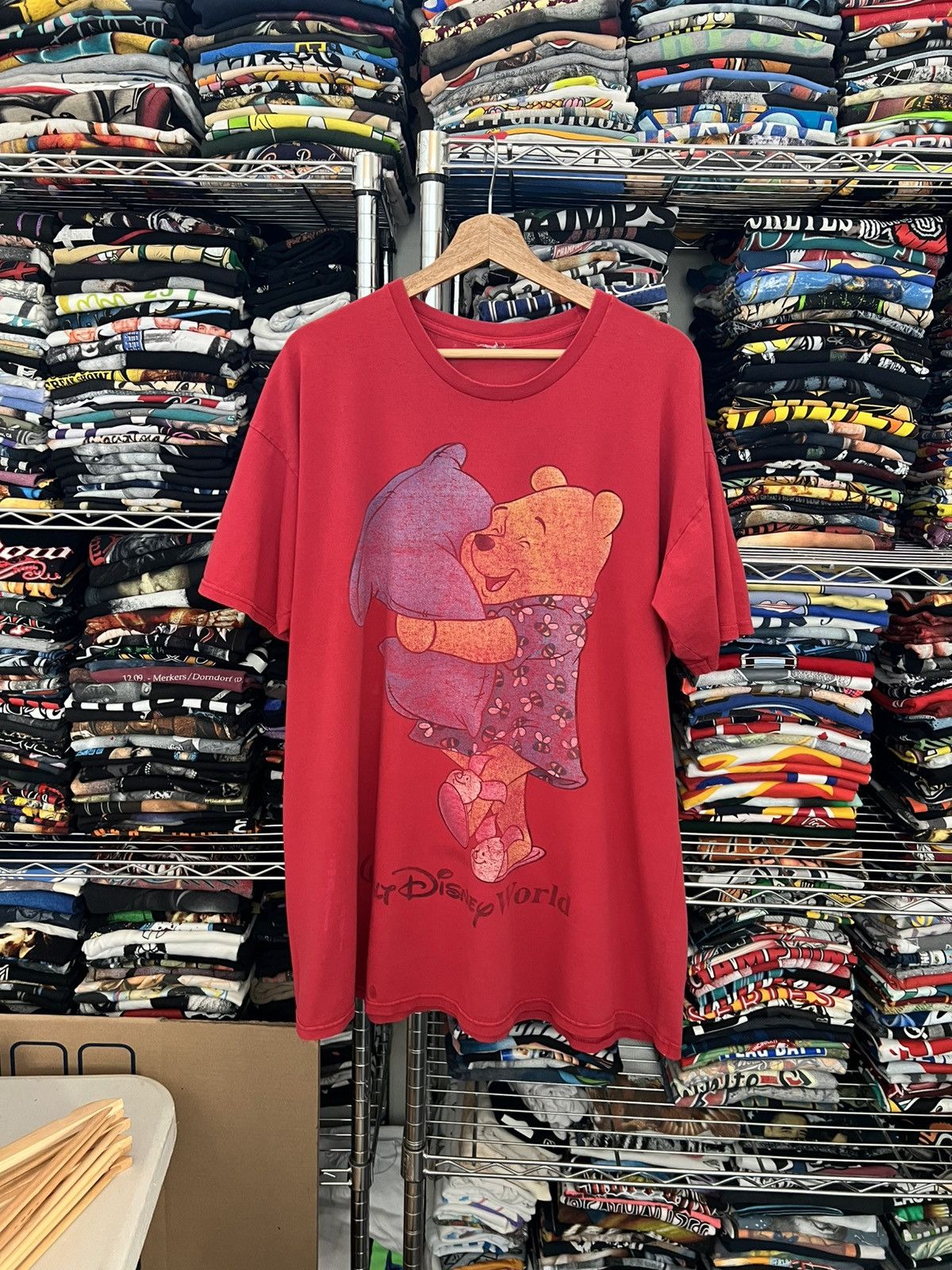 Disney 90s Winnie The Pooh Piglet Pillow Promo Walt World Tee Size US XXL / EU 58 / 5 - 1 Thumbnail