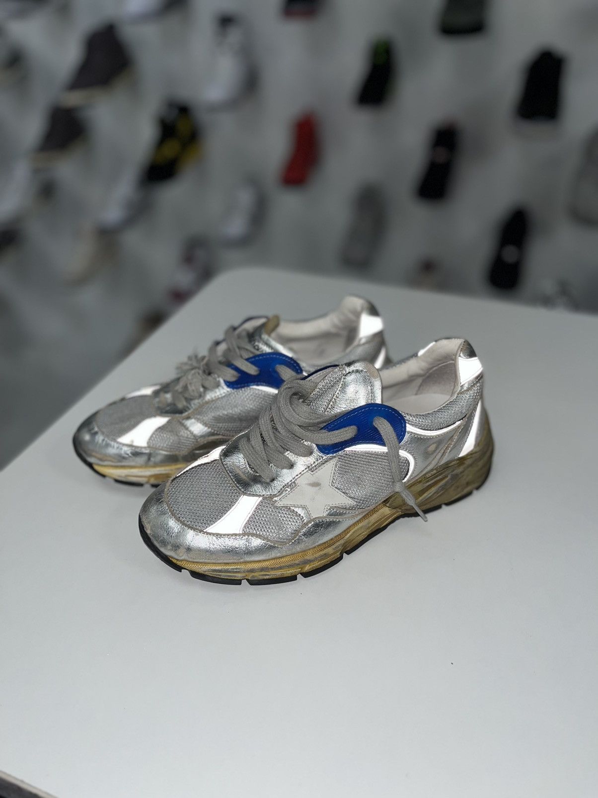 Golden Goose Men's Dad-Star in silver laminated leather Size US 6 / IT 36 - 9 Thumbnail